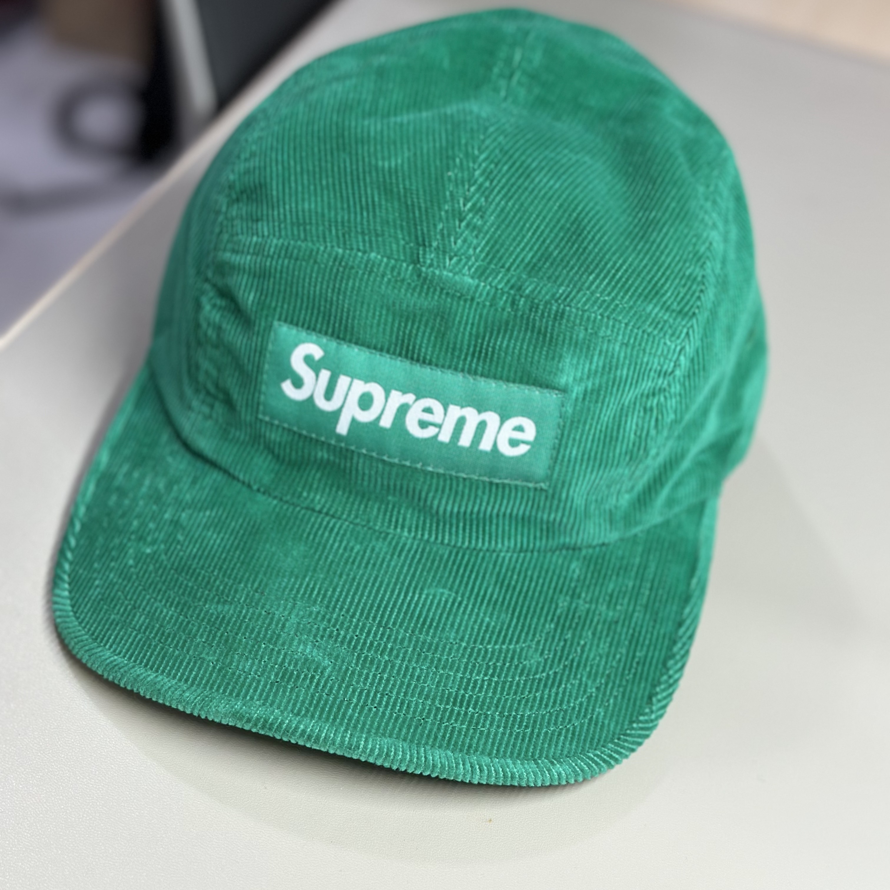Supreme Corduroy Camp Cap Green - 23FW 착용 스타일 - 2