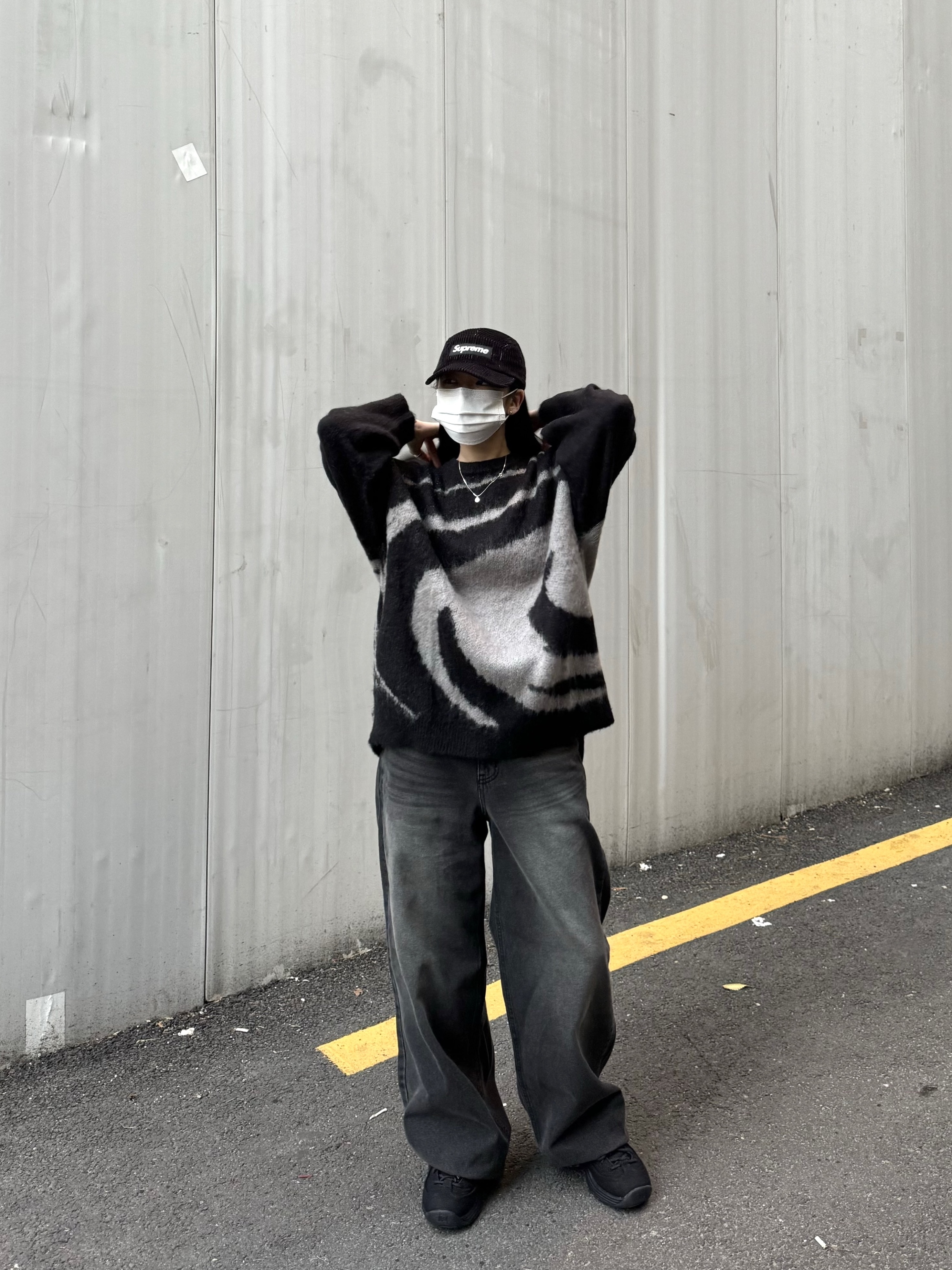 Supreme 2-Tone Corduroy Camp Cap Black - 23SS, Nike x Stussy Air Penny II Black 착용 스타일 - 3