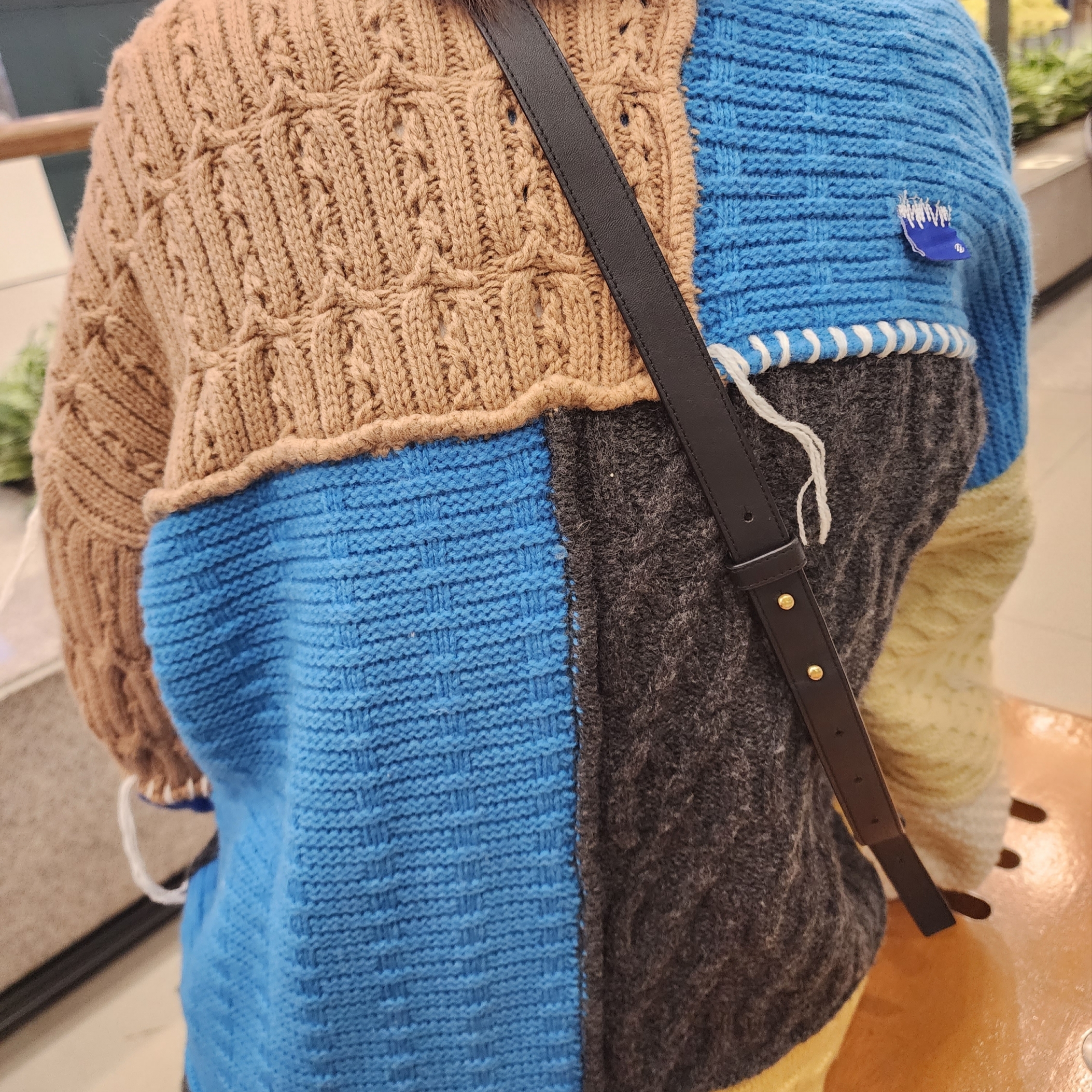 Zara x Ader Error Patchwork Oversize Knit Cardigan Multicolor 착용 스타일