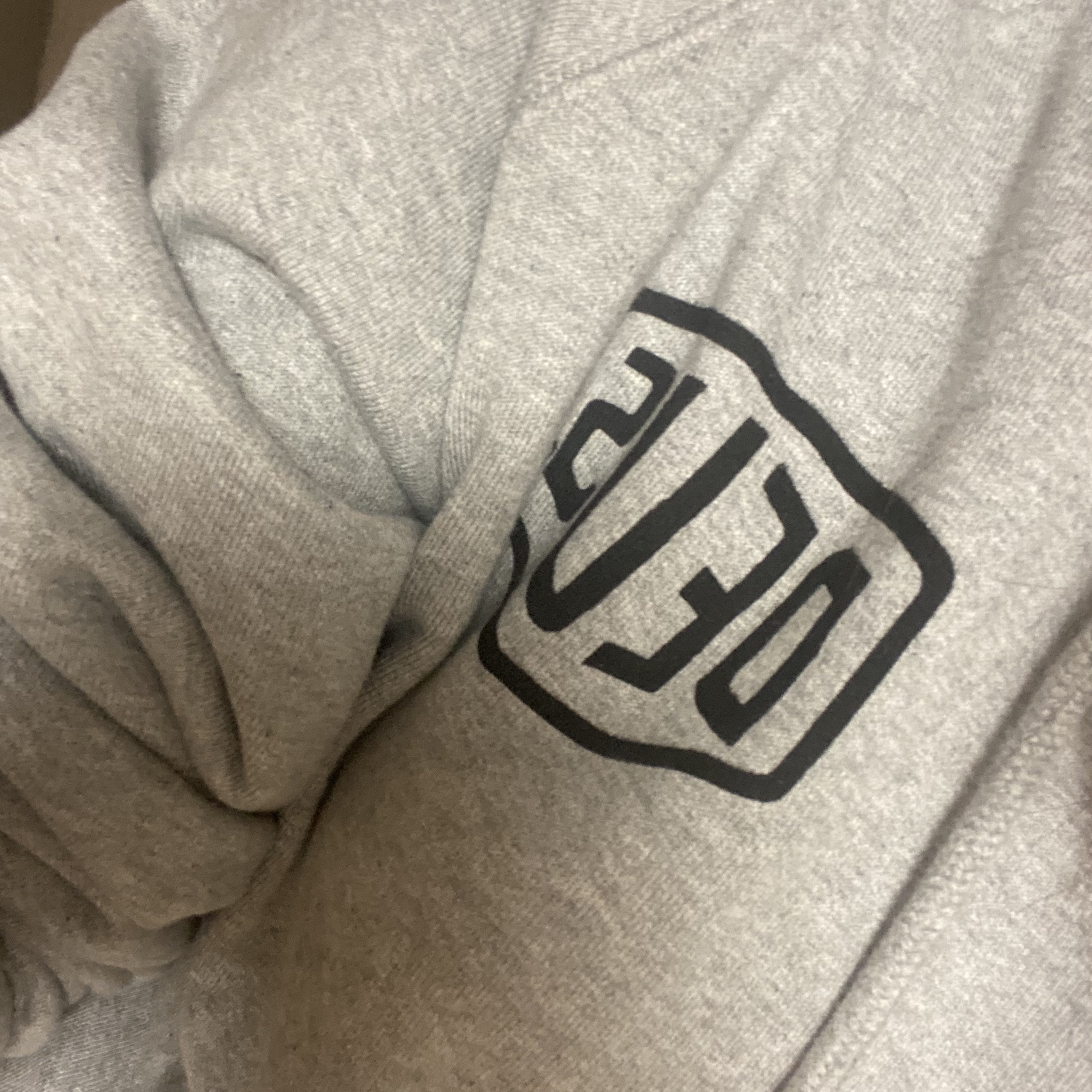 Deus Ex Machina Seoul Address Hoodie Grey Marle 착용 스타일 - 2