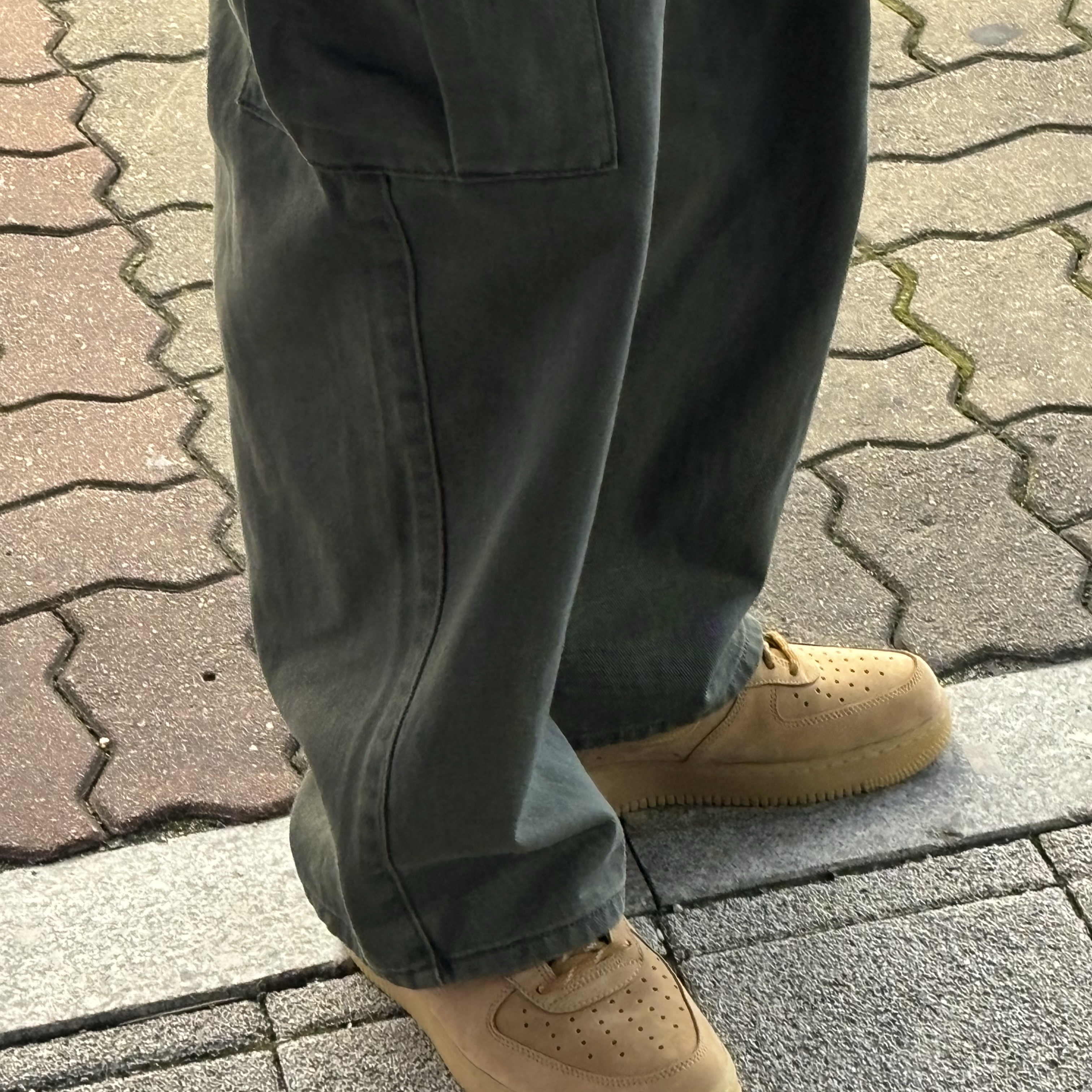 Nike Air Force 1 '07 WB Flax 착용 스타일 - 2