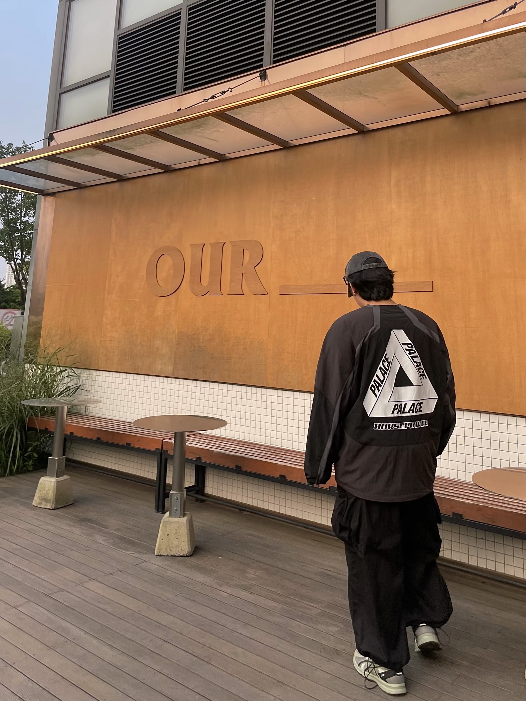 Palace Horsepower Crew Black - 20SS, Asics Jog 100 S Sheet Rock - 2E Wide 착용 스타일 - 5