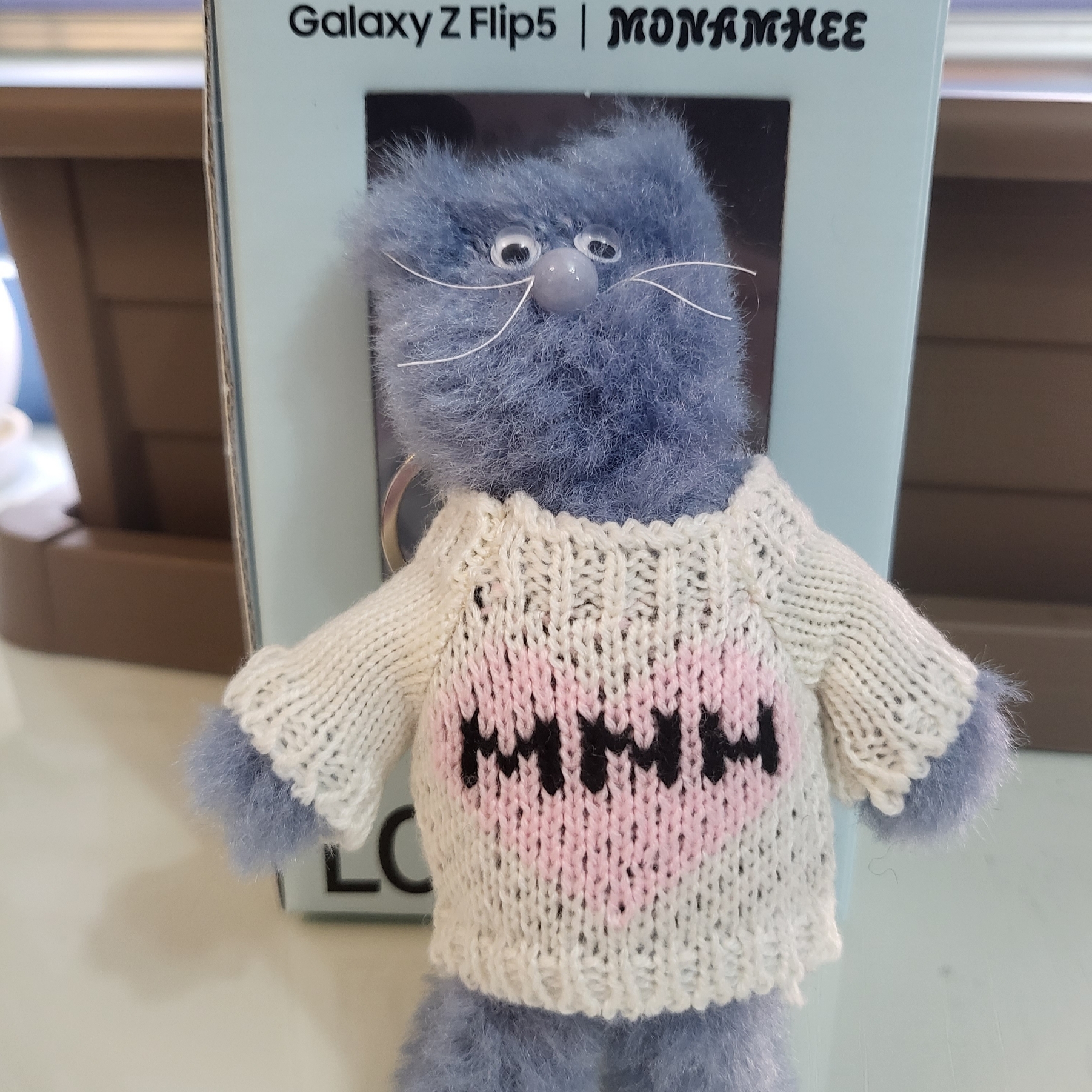 Monamhee Love Flexy Keyring Blue 착용 스타일 - 1
