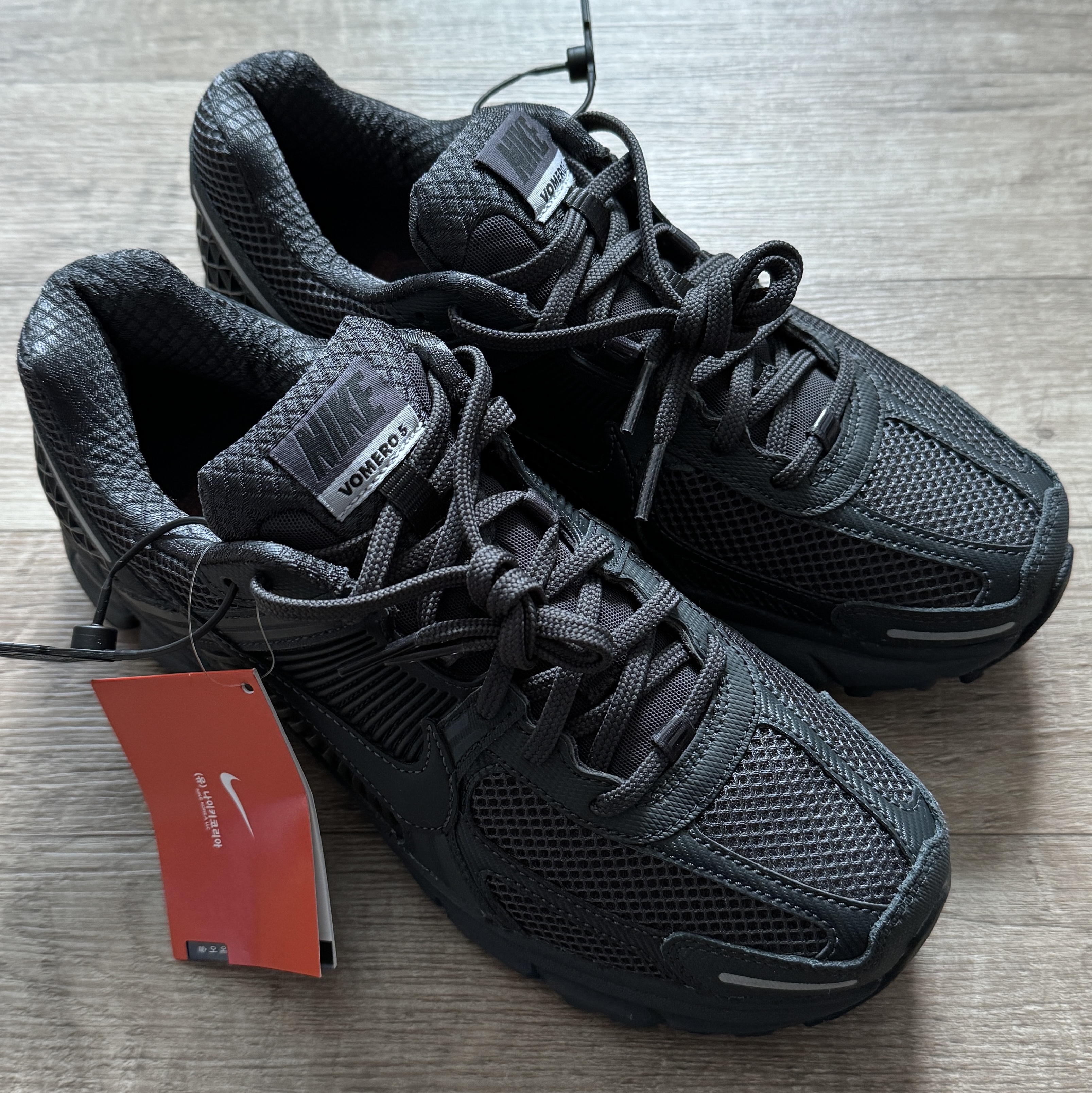 Nike Zoom Vomero 5 SP Anthracite 2023 착용 스타일