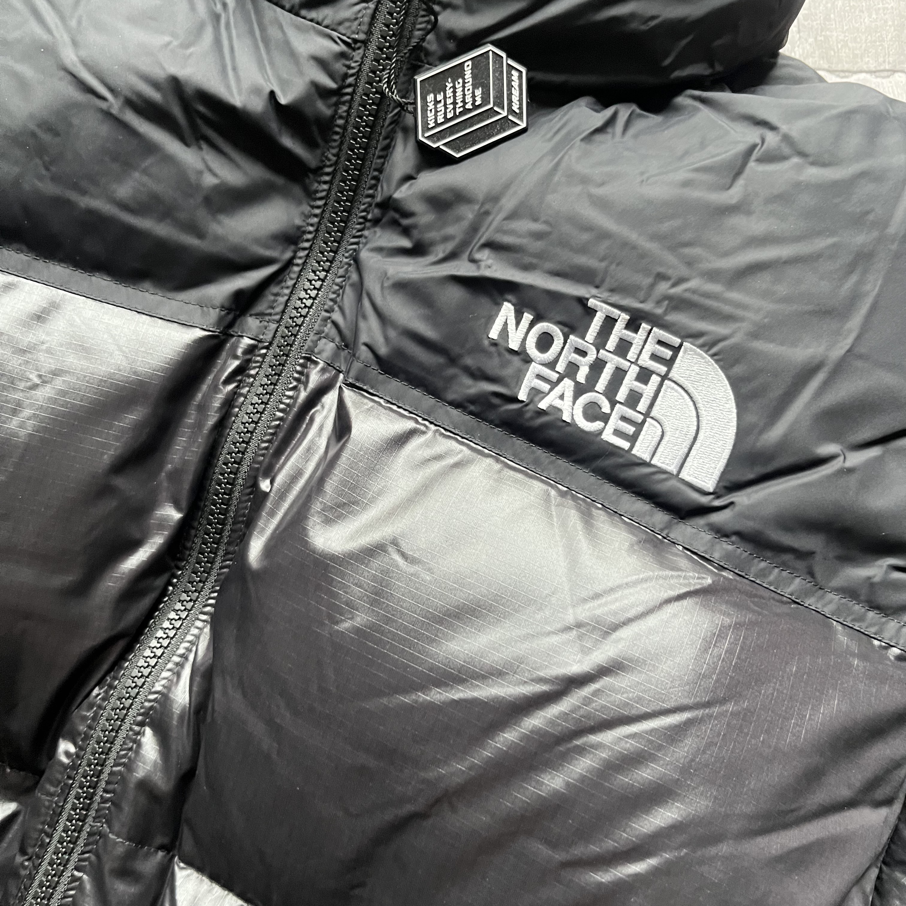 The North Face 1996 Eco Nuptse Jacket Real Black 착용 스타일