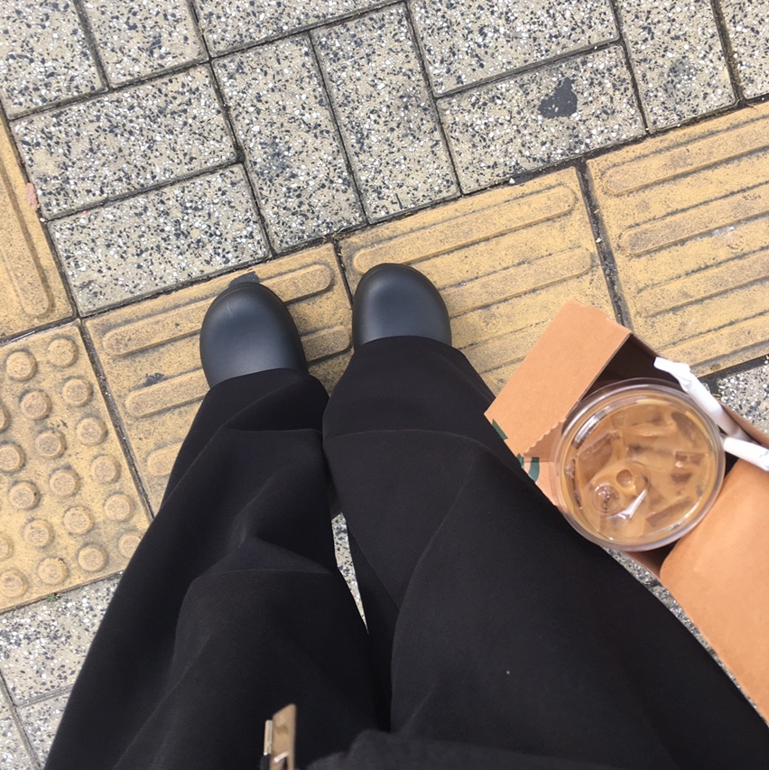 (W) Adidas Adifom Stan Smith Mule Core Black 착용 스타일