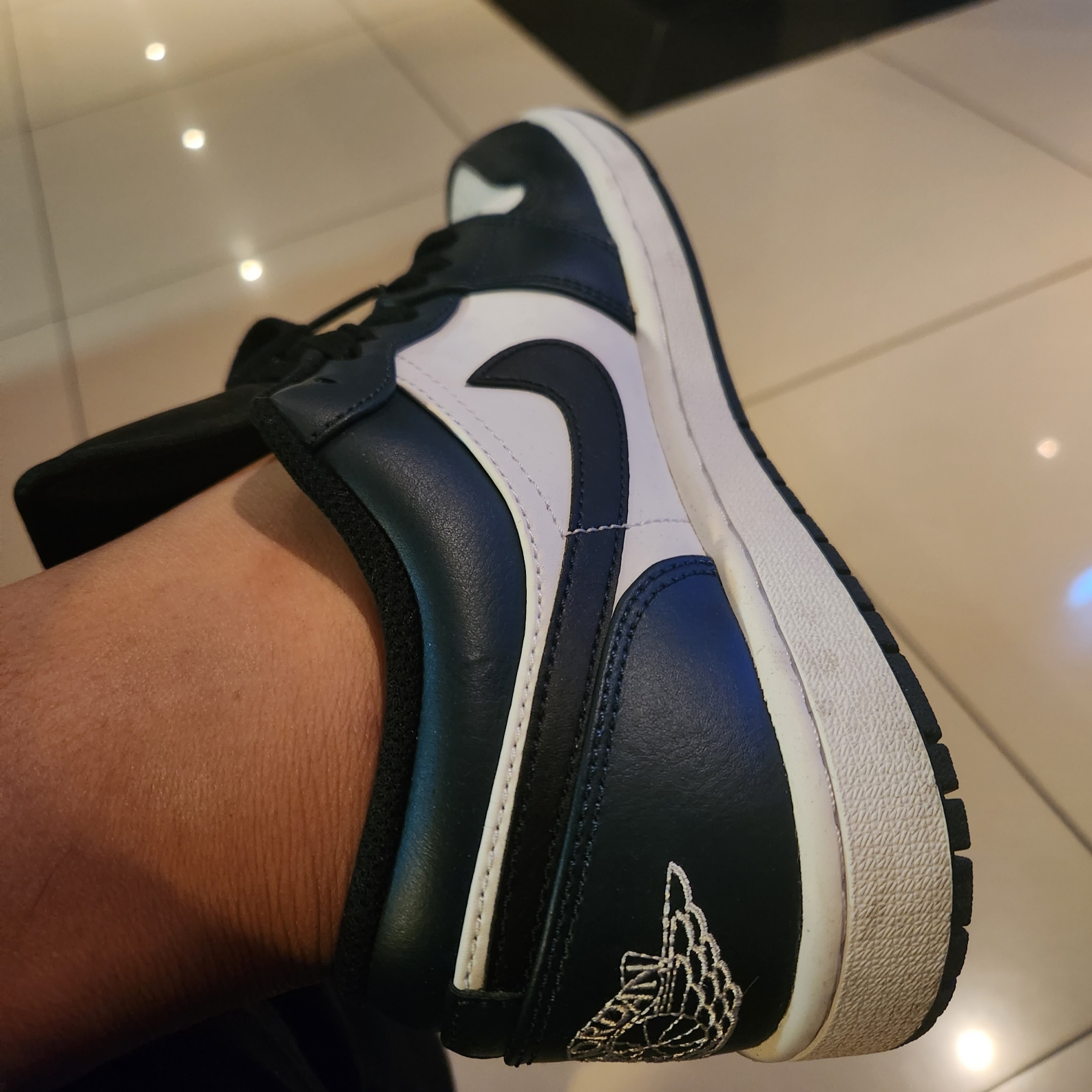 Jordan 1 Low Dark Teal 착용 스타일 - 2
