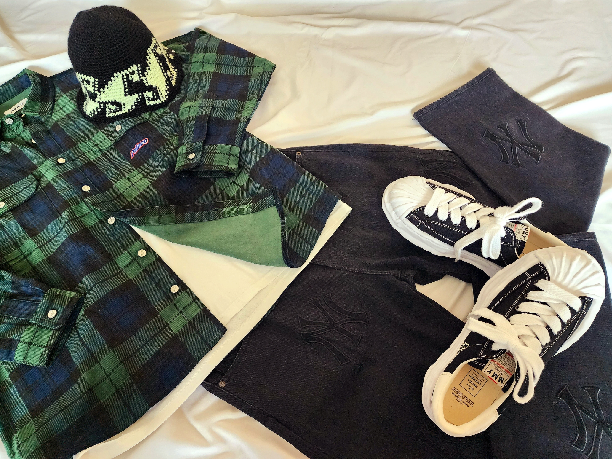 Stussy Waves Knit Bucket Hat Black, Palace Drop Shoulder Cord Shirt Tartan - 23FW 착용 스타일 - 2