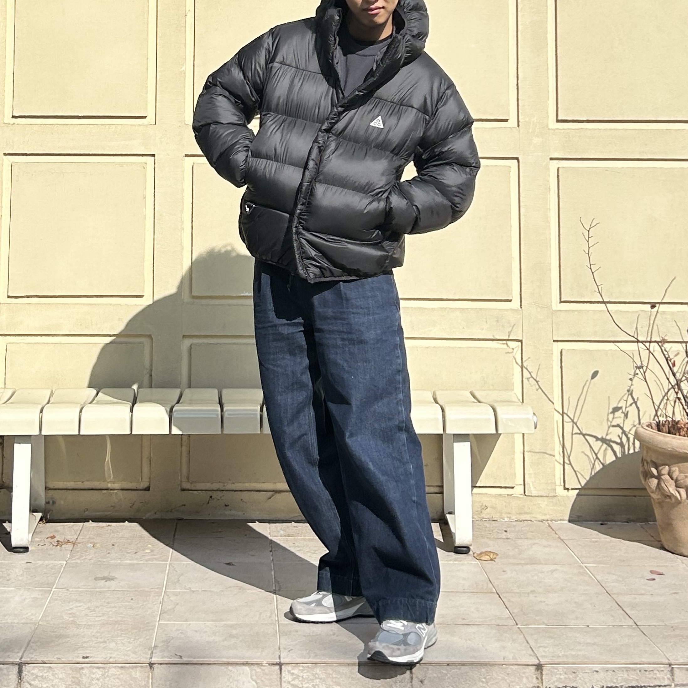 Nike ACG Therma-Fit ADV Lunar Lake Puffer Jacket Black - Asia, New Balance 993 Made in USA Grey - D Standard 착용 스타일