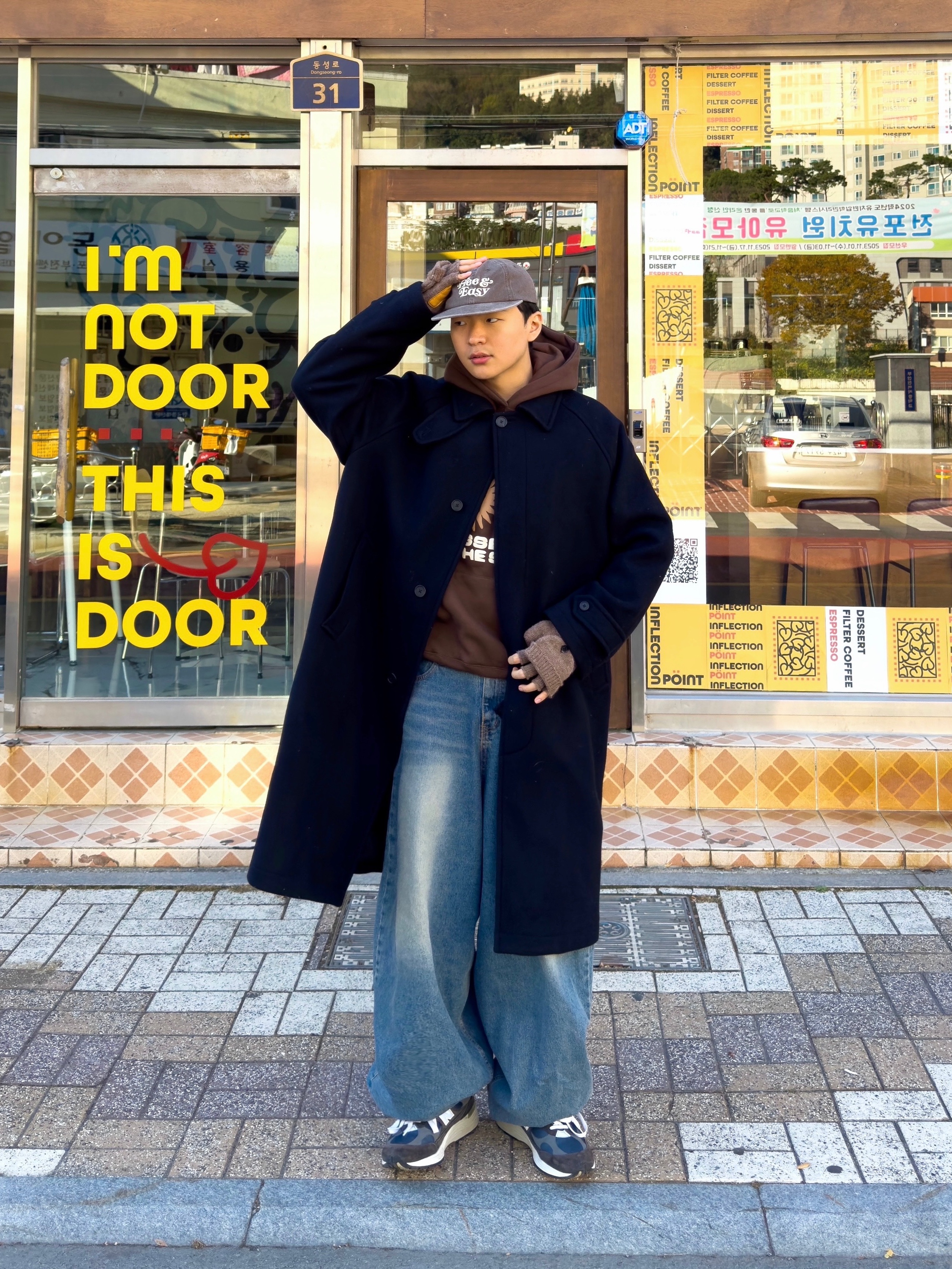 Human Made Card Case Black, New Balance 992 Made in USA Navy 착용 스타일 - 2