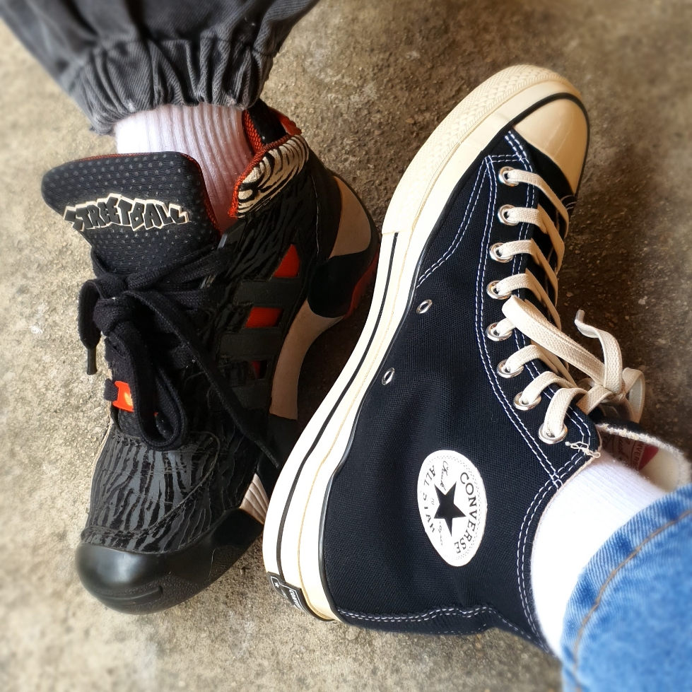 Converse Chuck 70 Hi Black 착용 스타일 - 4