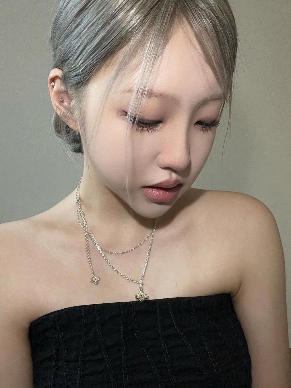 Scudo Shell Drop Plain Necklace Extrabold 착용 스타일 - 3