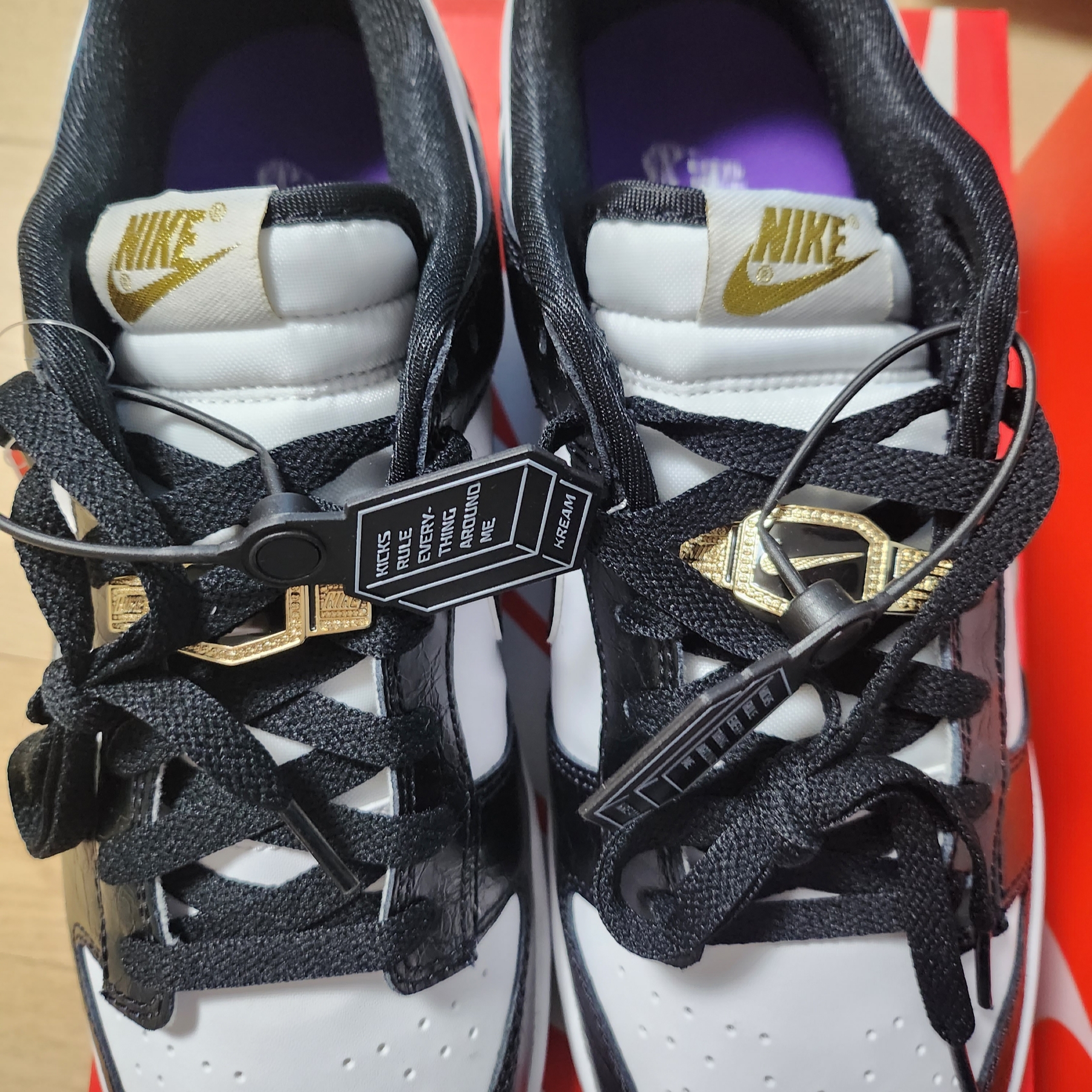 Nike Dunk Low Retro SE Black 착용 스타일