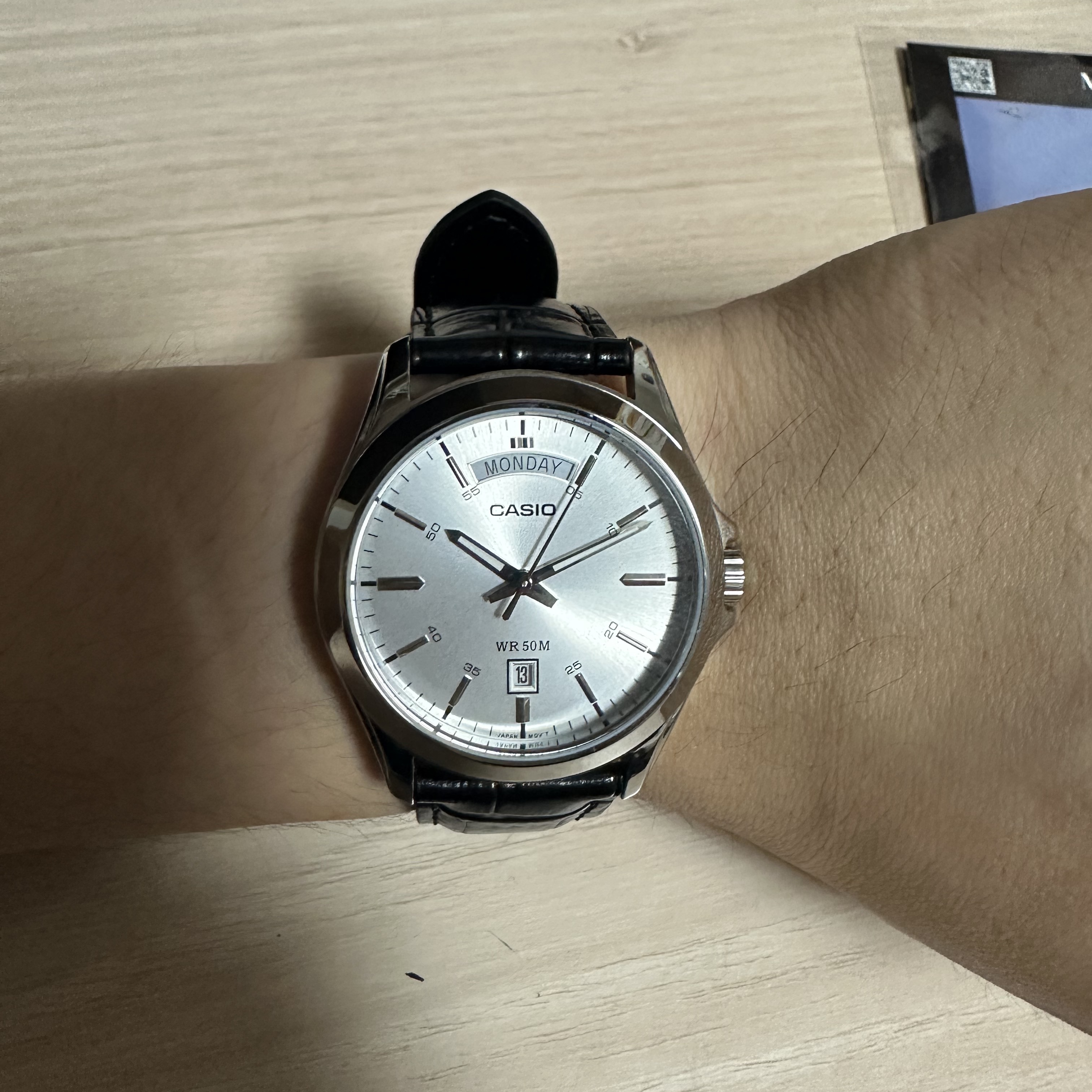 Casio MTP-1370L-7AVDF 착용 스타일