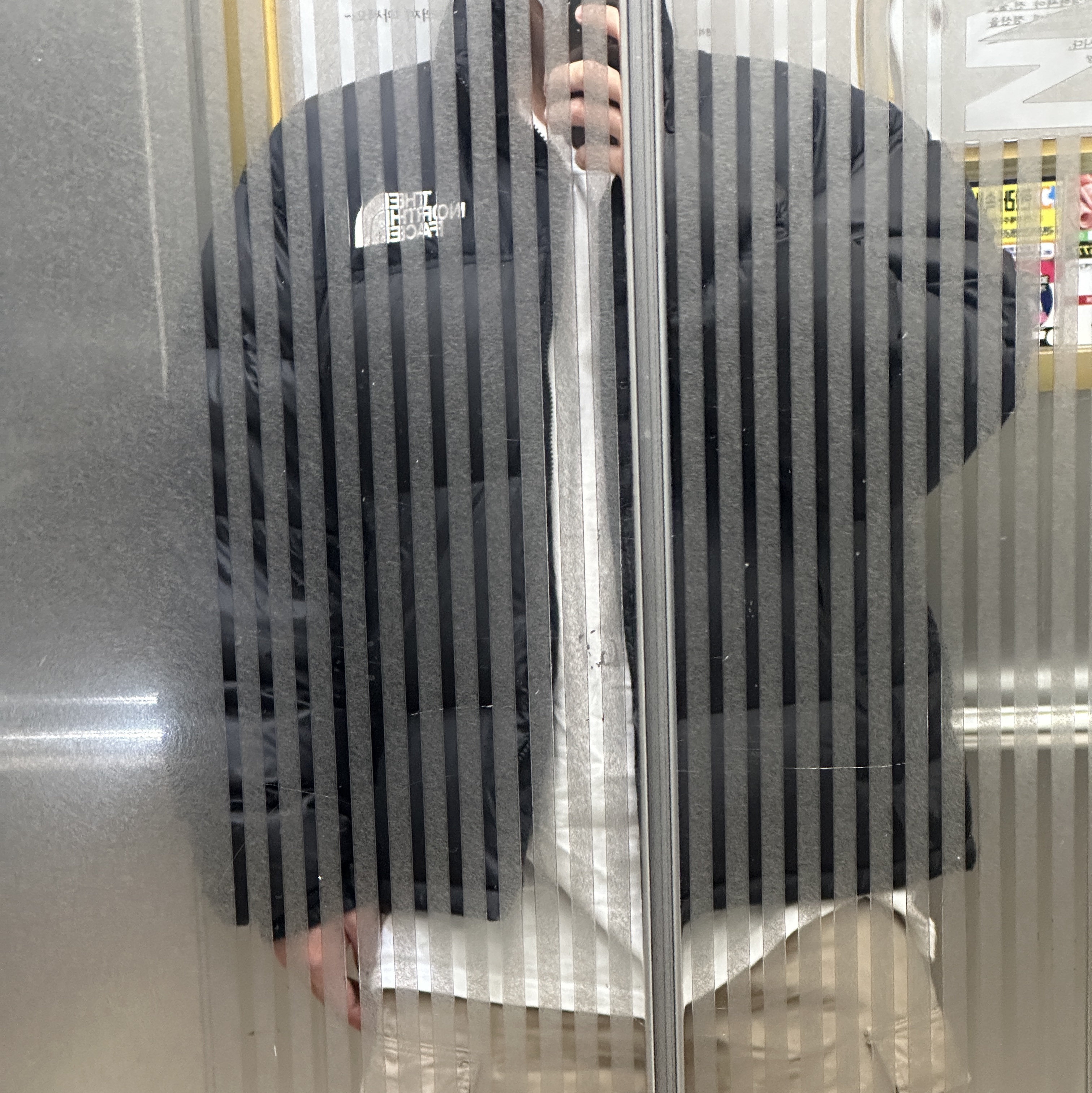 The North Face 1996 Eco Nuptse Jacket Black, Nike Air Force 1 '07 Low White 착용 스타일