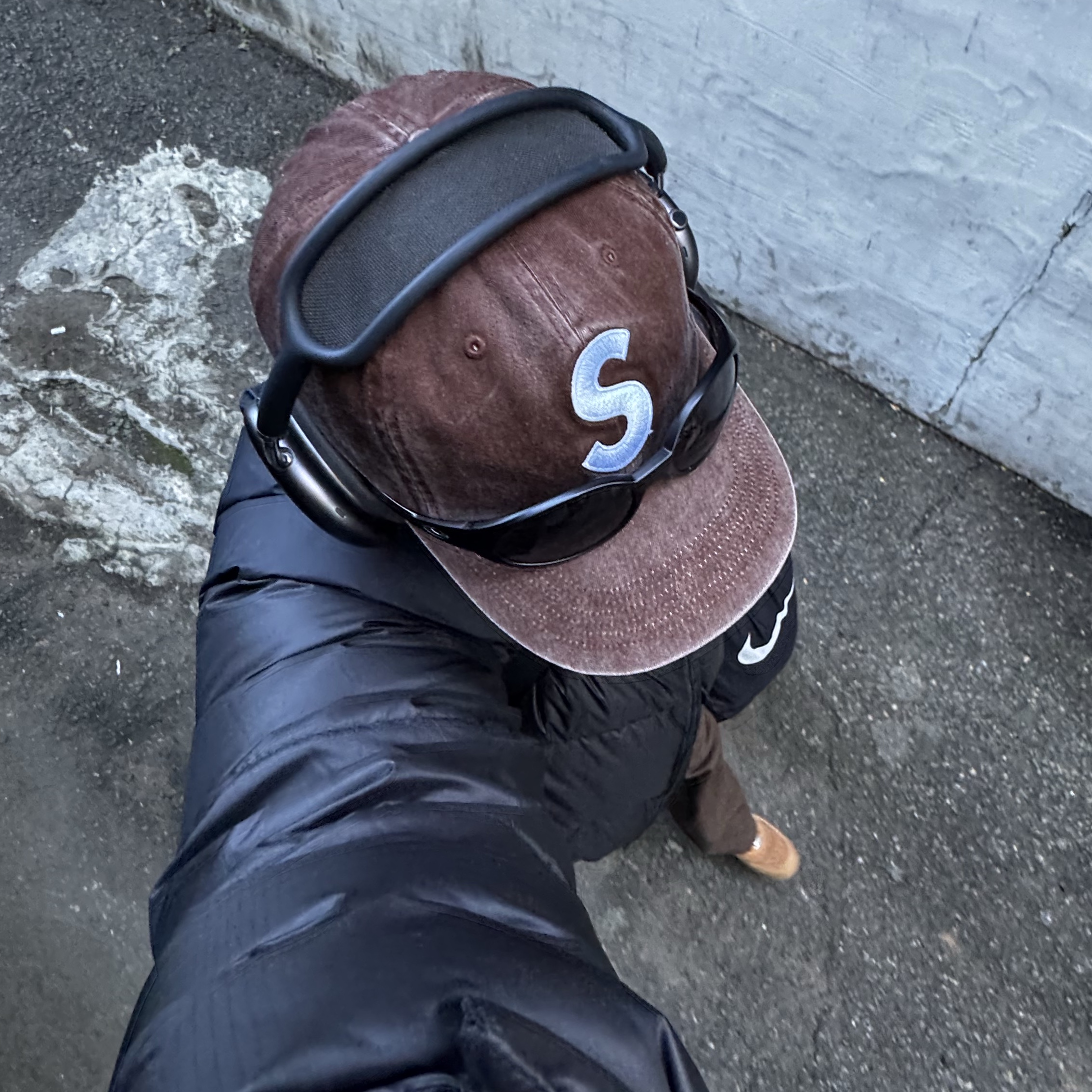 Supreme Pigment Print S Logo 6-Panel Brown - 23FW, Nike x Supreme Air Force 1 Low Flax 착용 스타일