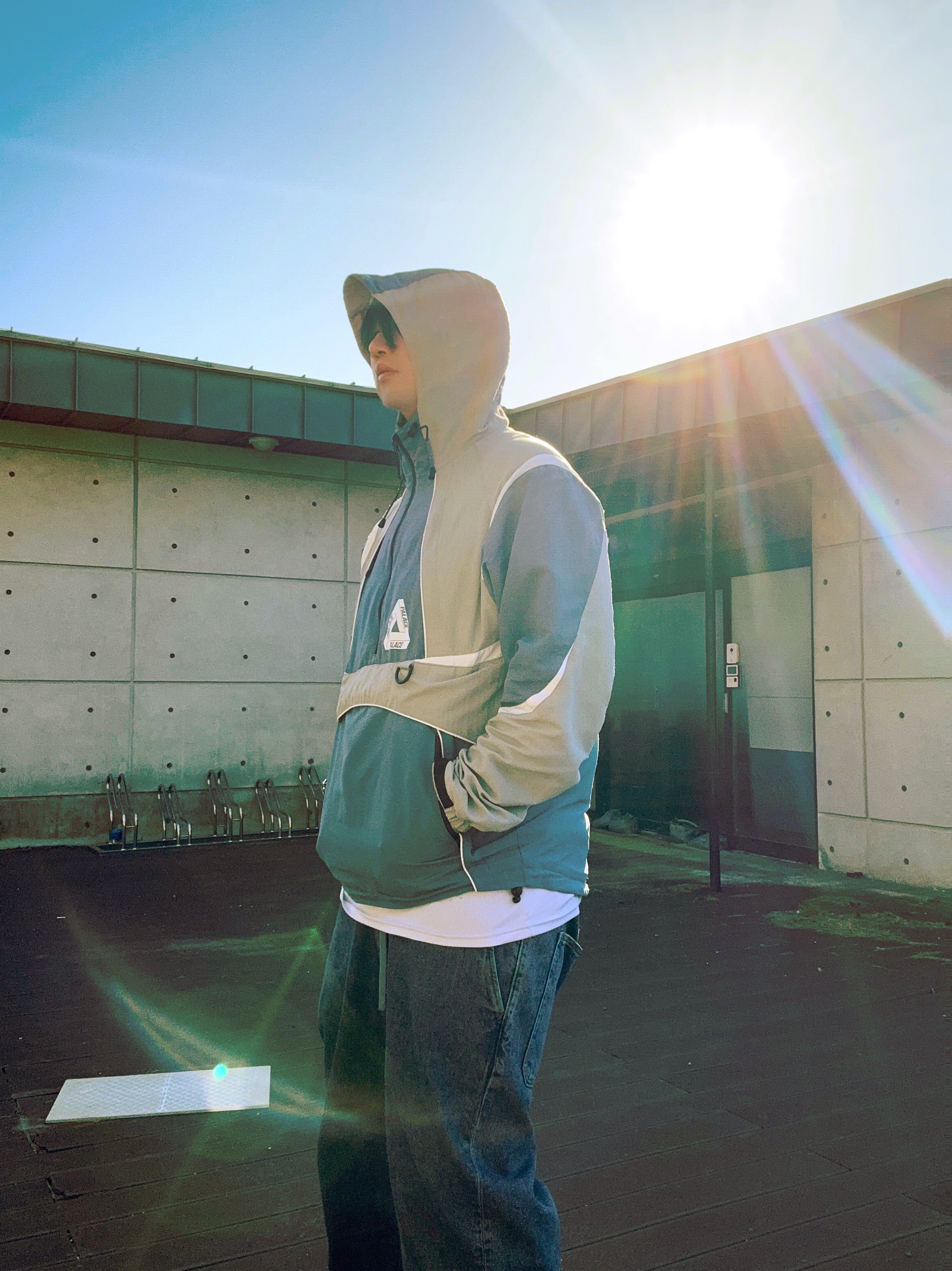 Palace P-Dura Shell Top Grey Slate - 19FW, Balenciaga 3XL Sneakers White Red 착용 스타일 - 3