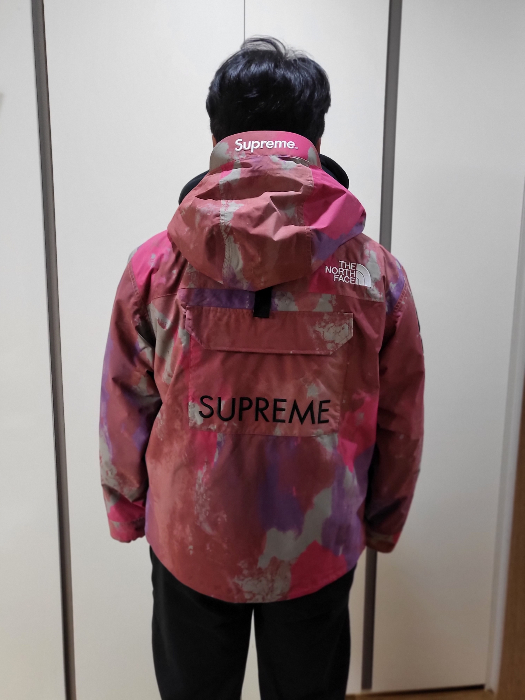 Supreme x The North Face Cargo Jacket Multi-Color - 20SS 착용 스타일