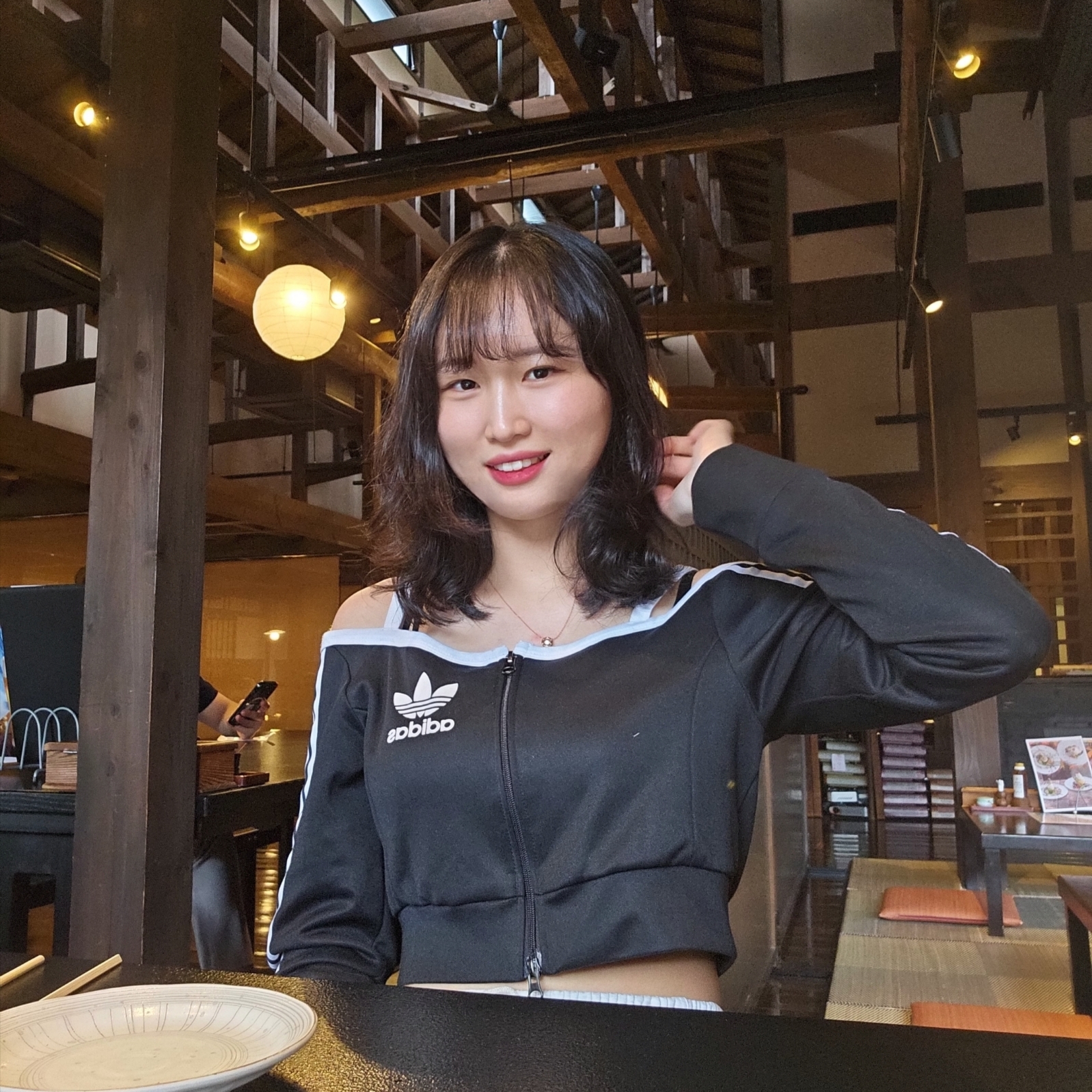 Adidas Superstar Track Top PB Black - KR Sizing 착용 스타일 - 2