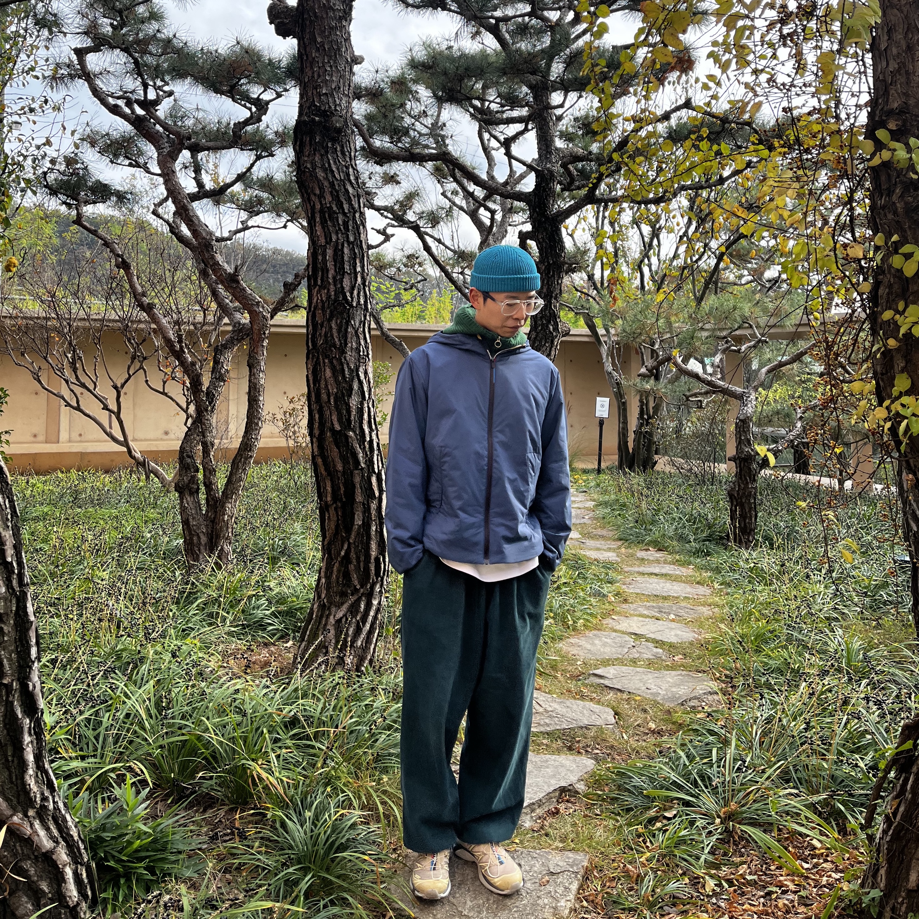 Salomon Modisay Jacket Dark Blue, Salomon XT-6 Clear Safari Vanila Ice 착용 스타일 - 1