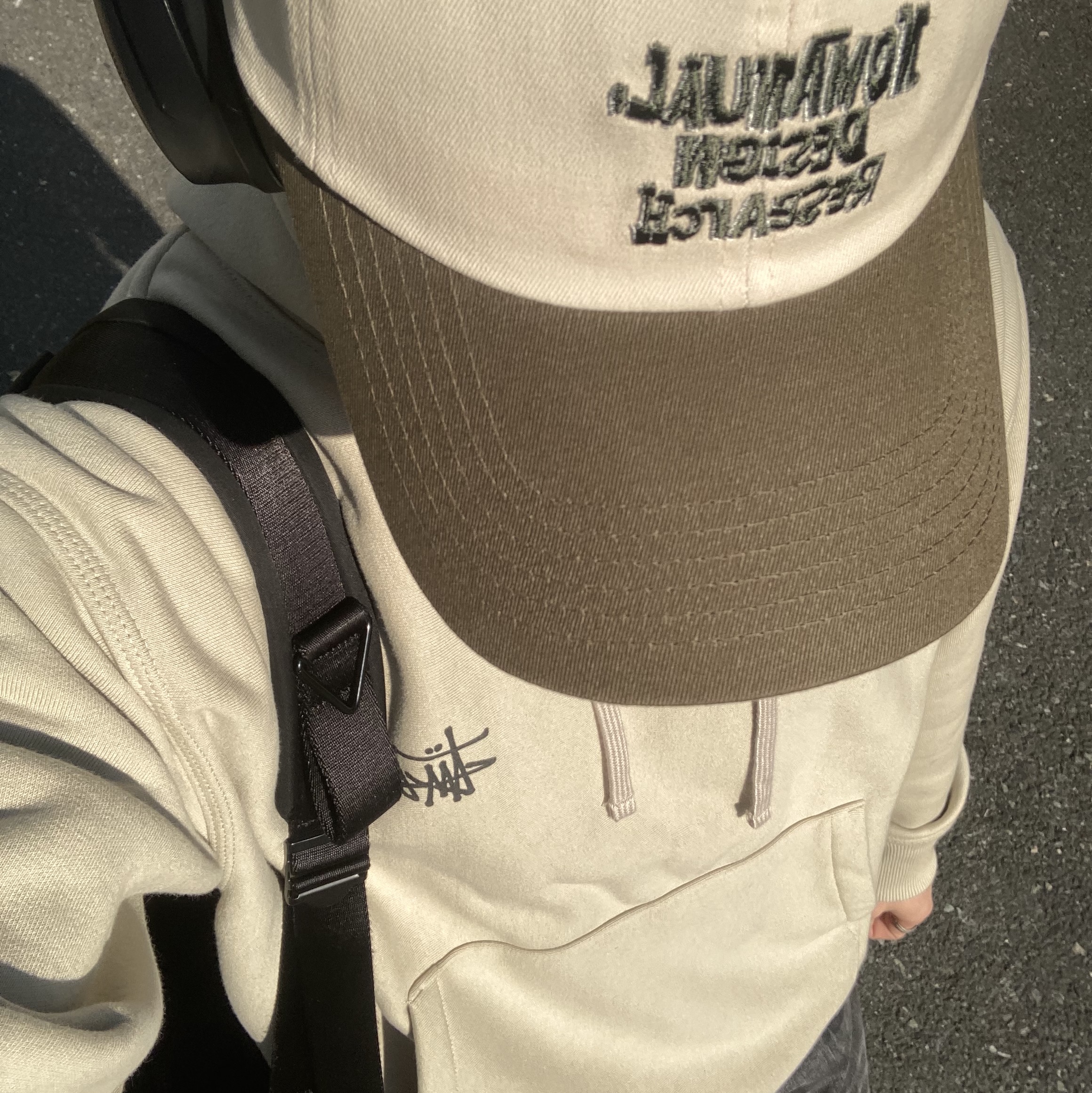 Stussy Basic Stussy Hoodie Khaki 2023 착용 스타일