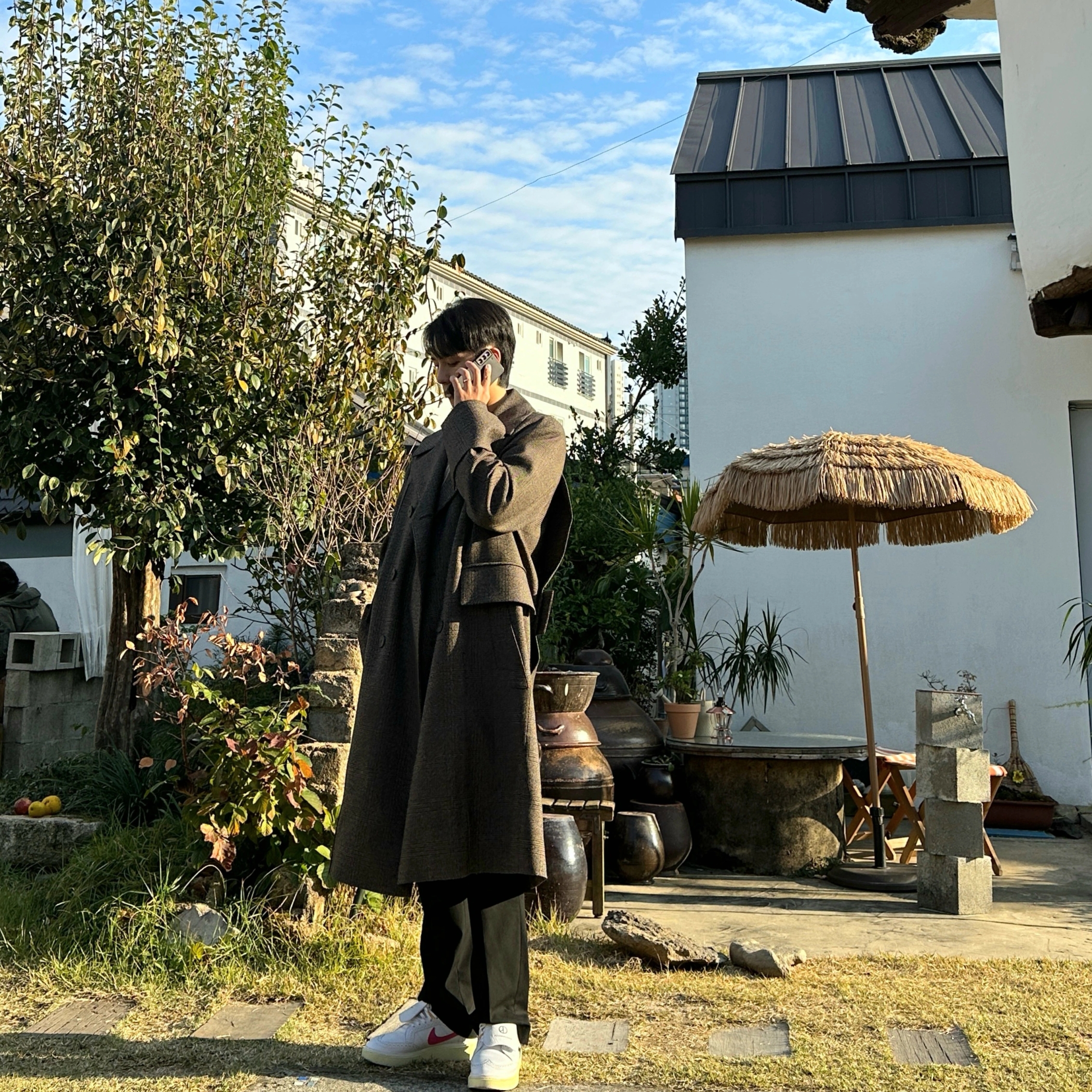 Nike x Peaceminusone Kwondo1 White, Wooyoungmi Belted Turn Up Check Coat Brown - 22FW 착용 스타일