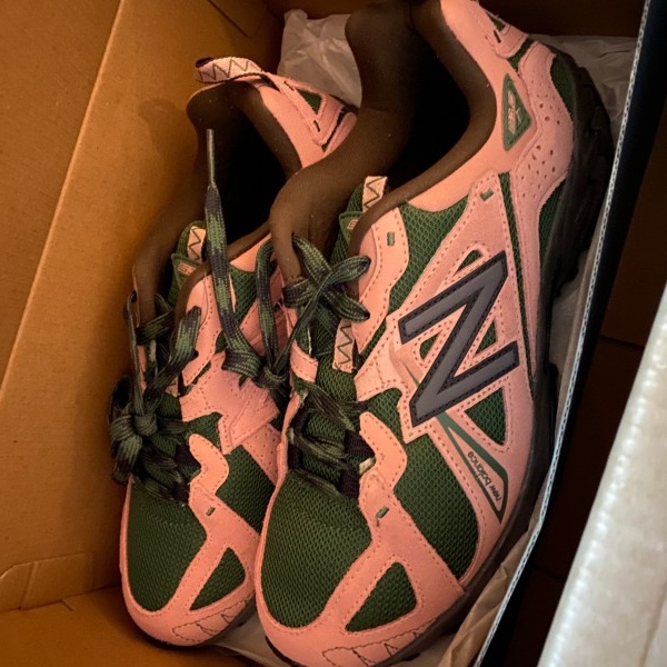 New Balance ML610T Pink Moon - D Standard 착용 스타일