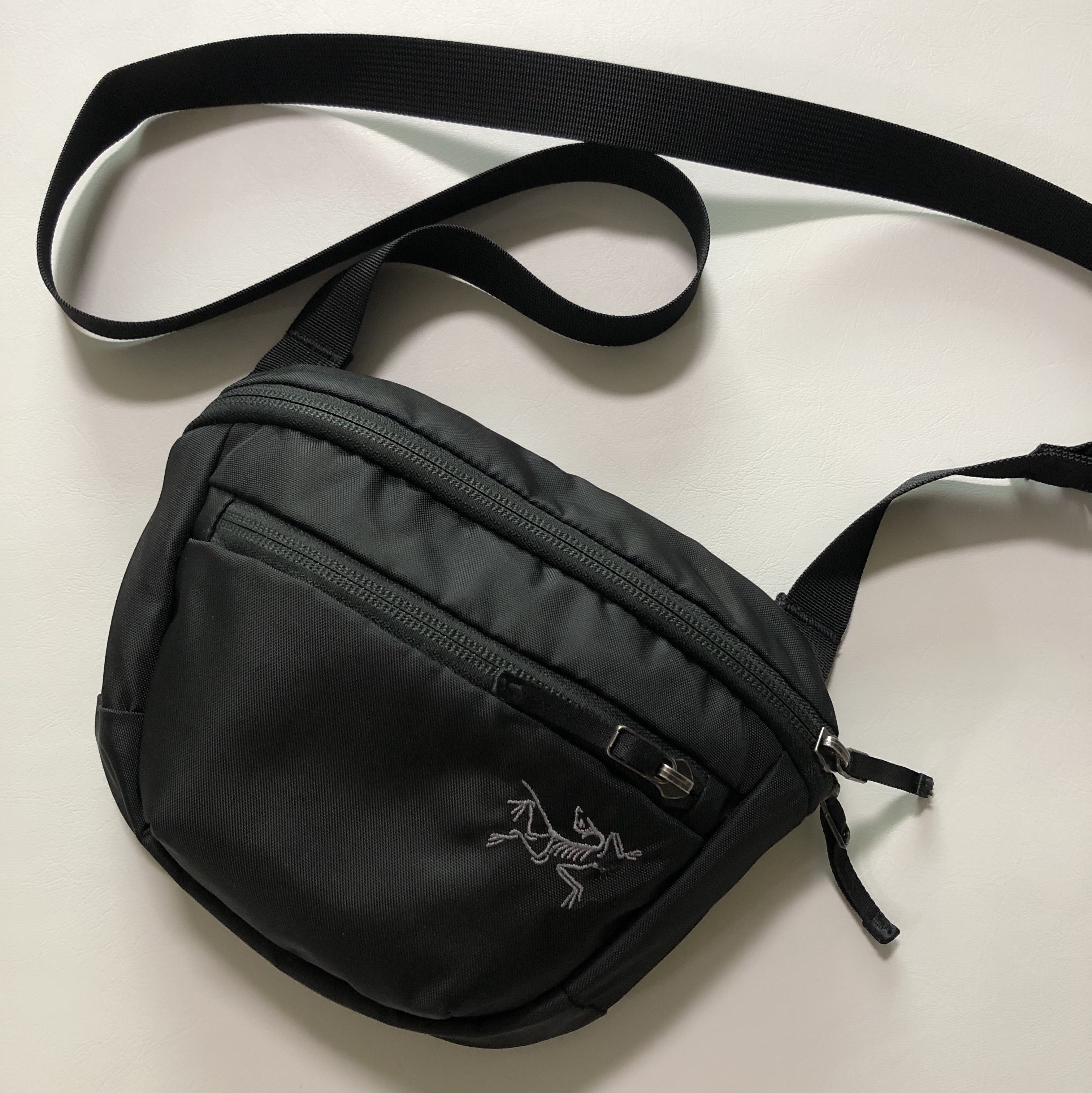 Arc'teryx Mantis 1 Waistpack Black 착용 스타일