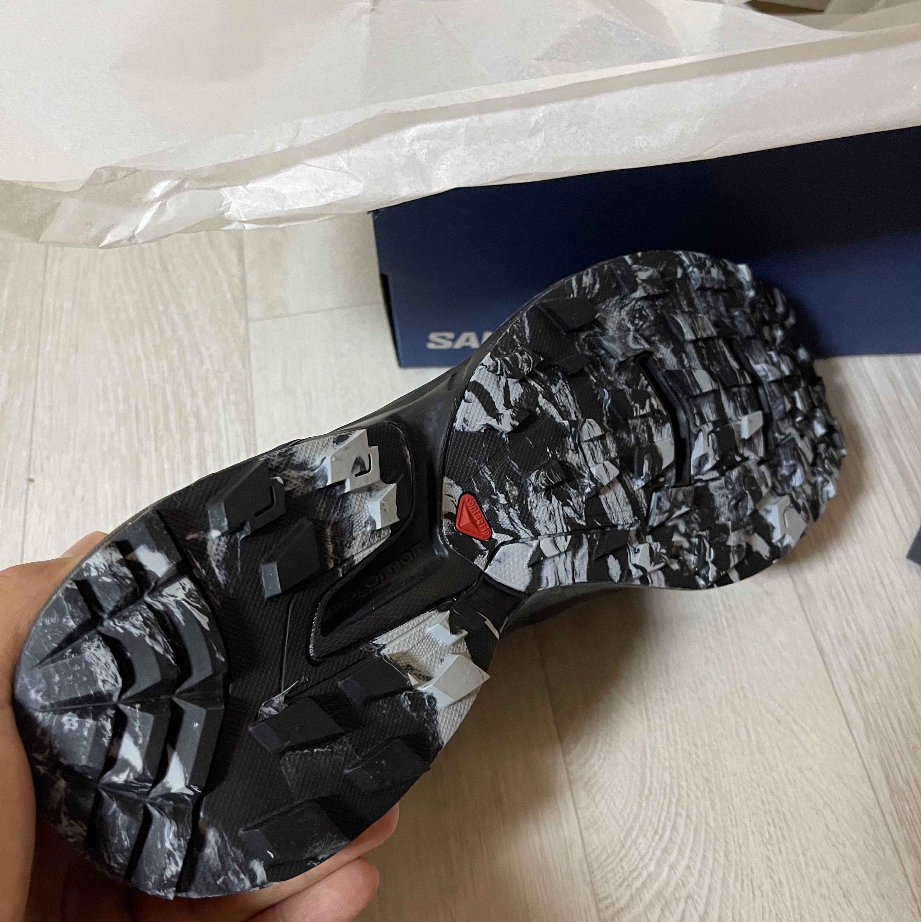 Salomon x Palace XT-Wings 2 Black 착용 스타일 - 2