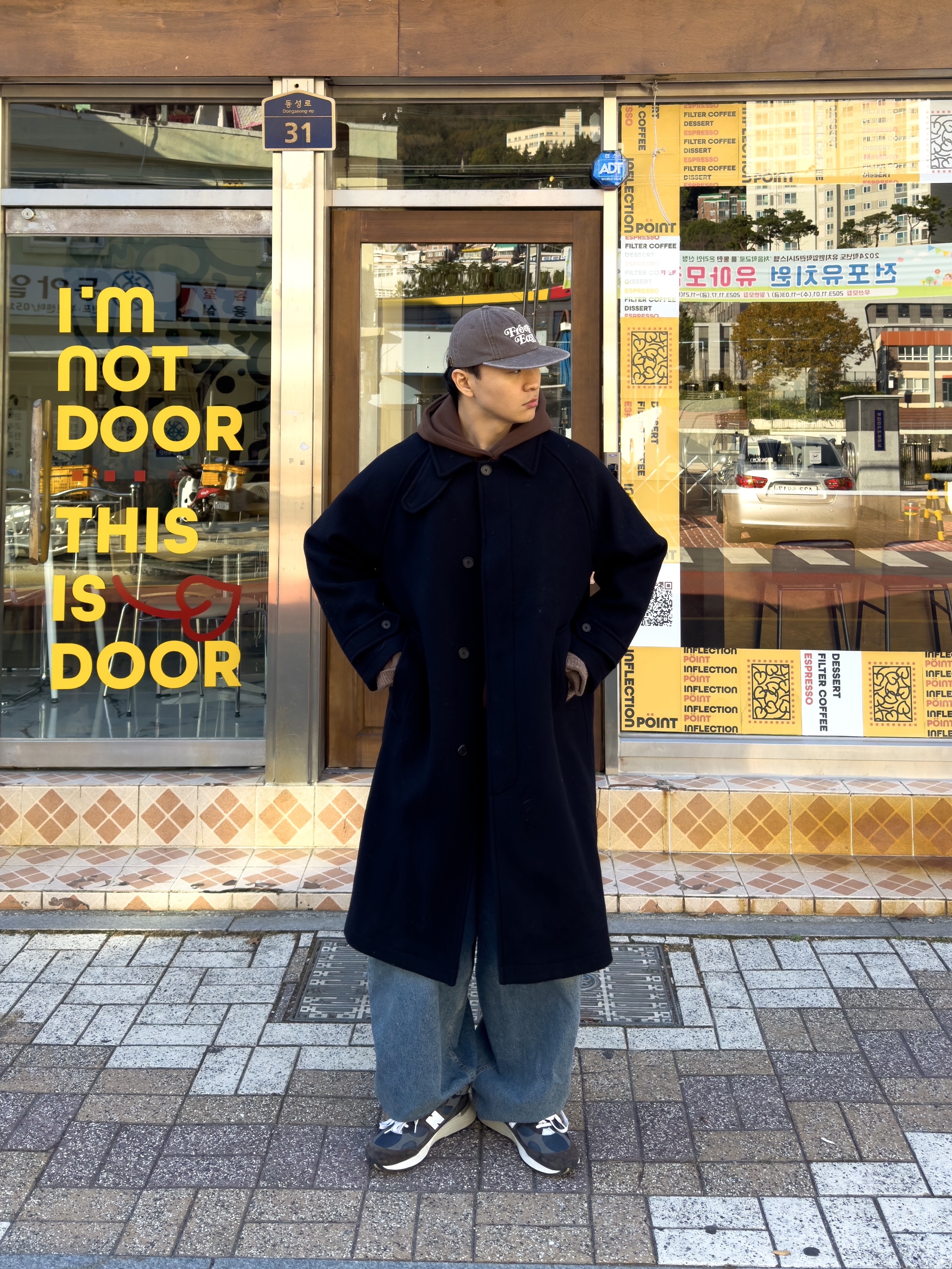 Human Made Card Case Black, New Balance 992 Made in USA Navy 착용 스타일 - 4