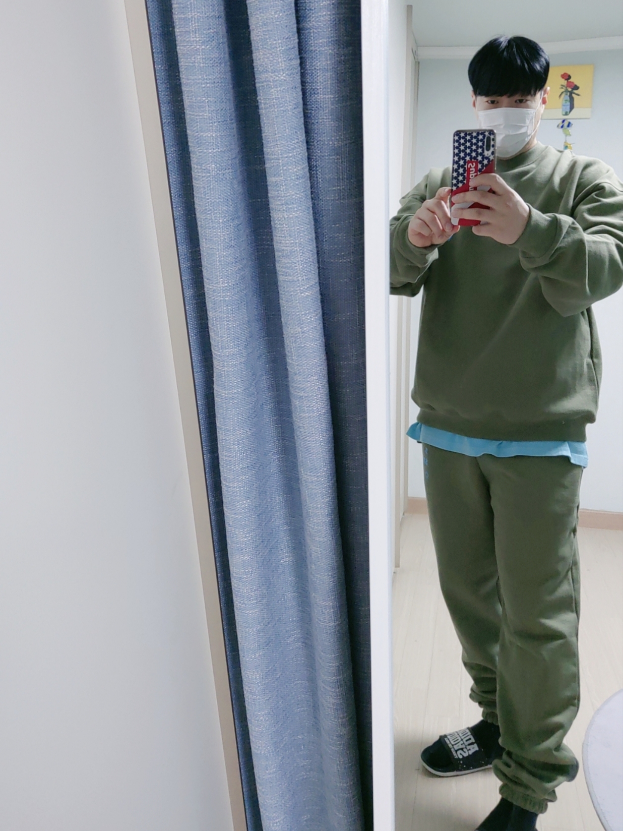 IAB Studio x Helinox Sweatpants Leaf Green, IAB Studio x Helinox Sweatshirt Leaf Green 착용 스타일