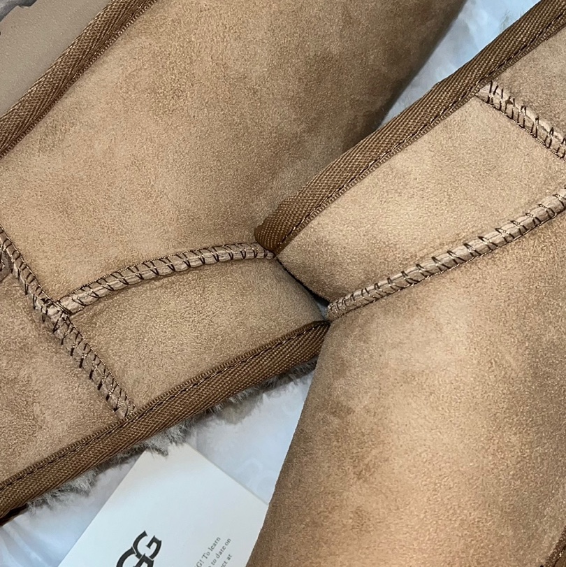 (W) UGG Classic Ultra Mini Boots Chestnut 착용 스타일