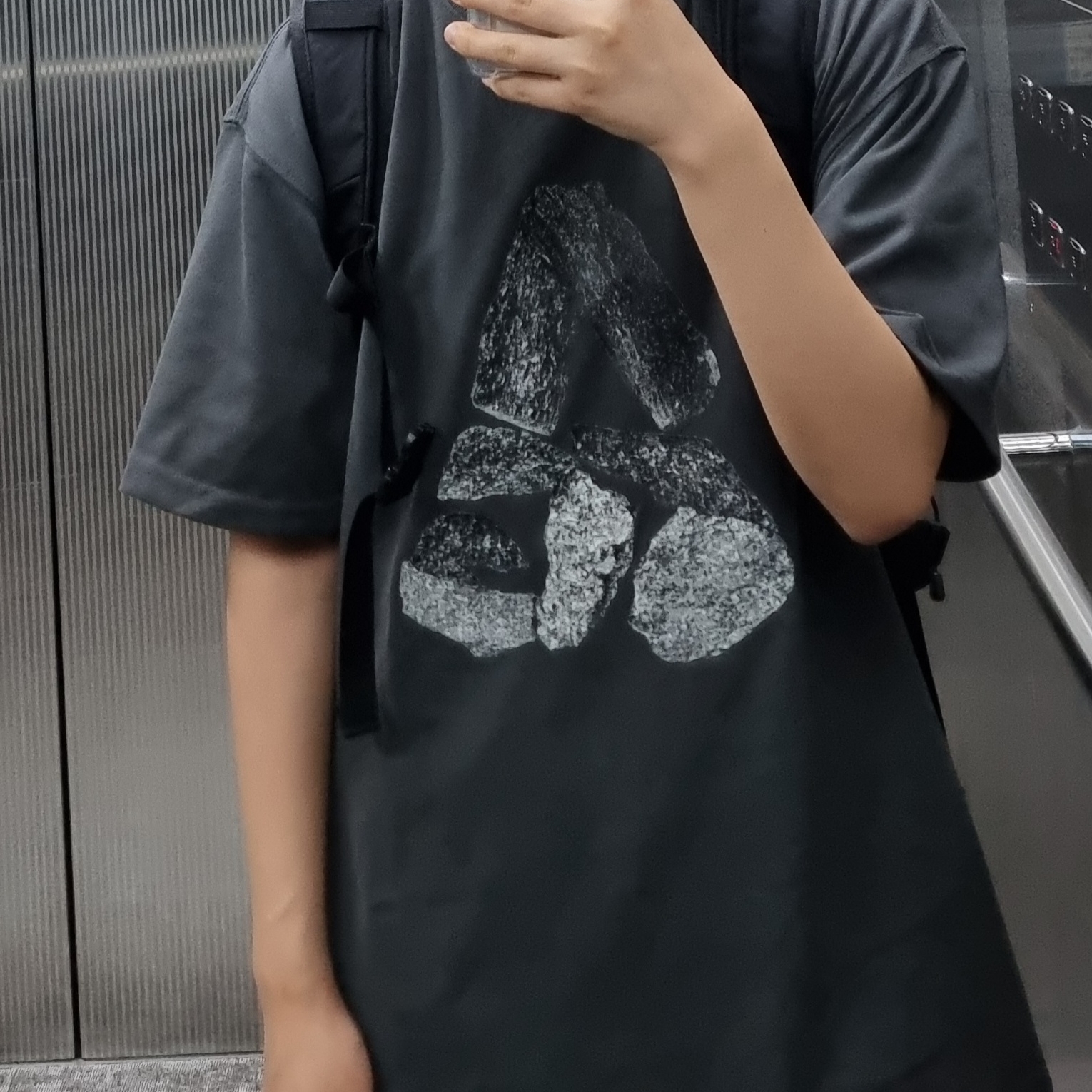 Nike ACG Monolithic T-Shirt Anthracite - Asia 착용 스타일