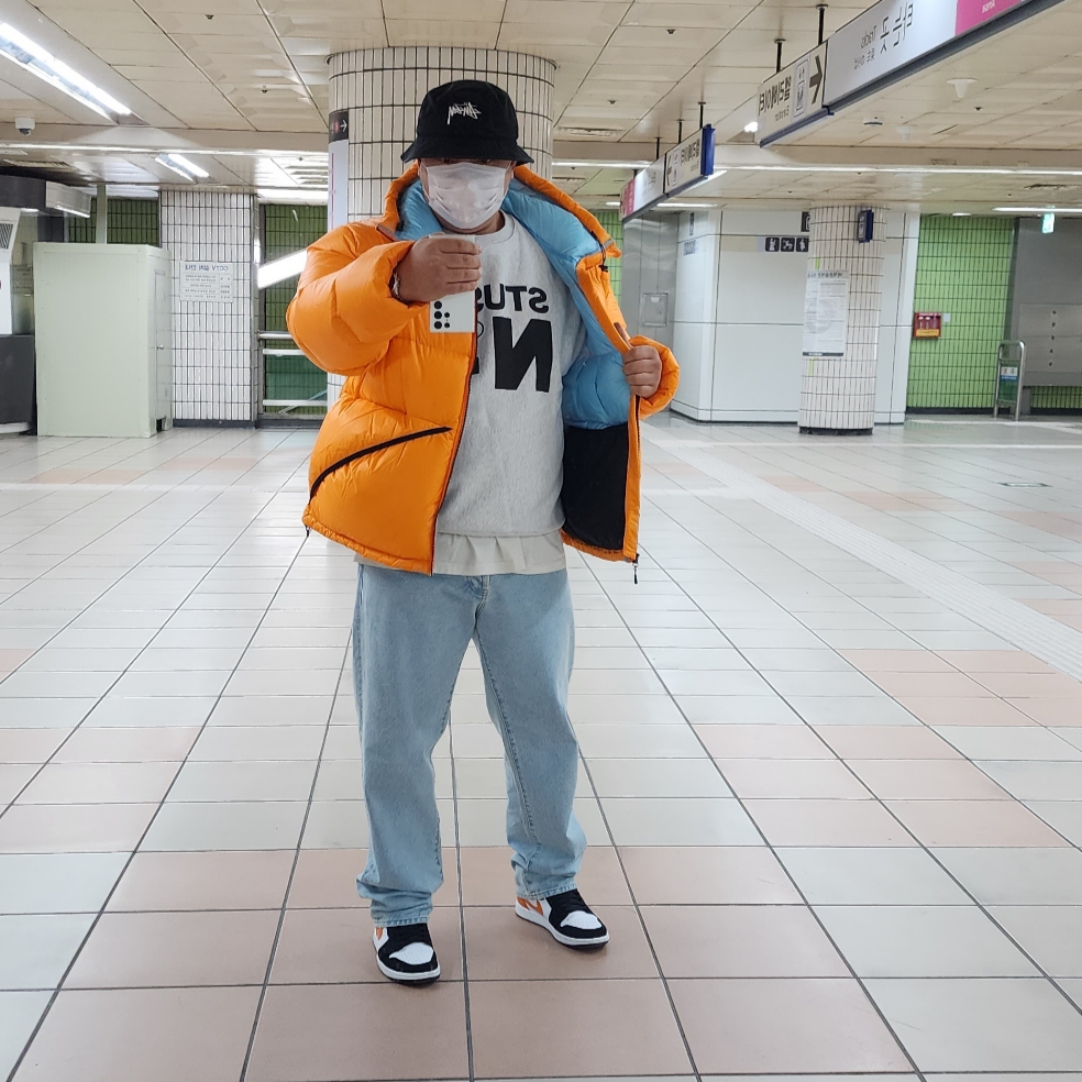 Stussy Micro Ripstop Down Parka Orange, Nike x Stussy Bucket Hat Black 착용 스타일