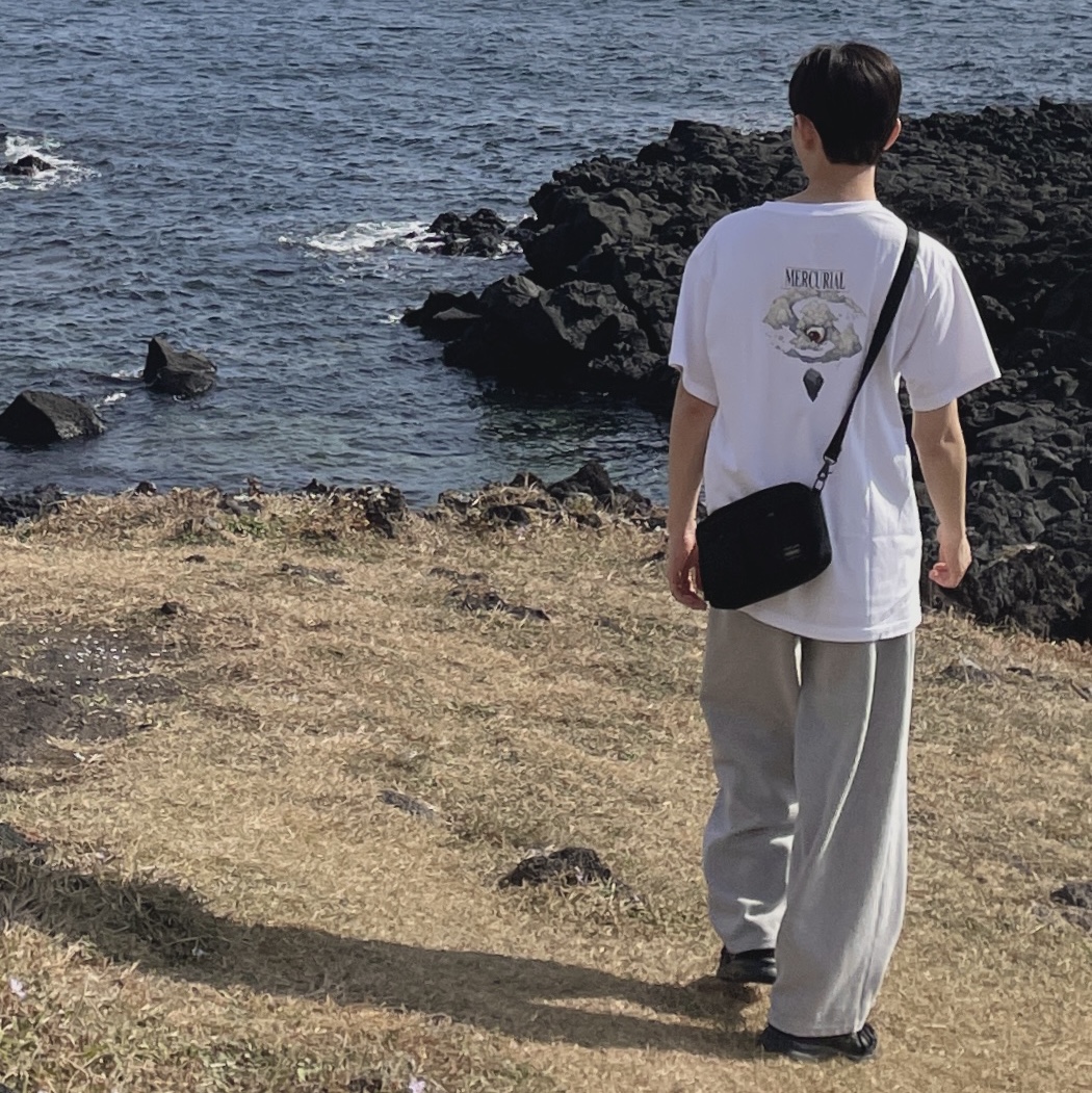 Porter Tanker Shoulder Bag Black, Asics Jog 100 S Black - 2E Wide 착용 스타일
