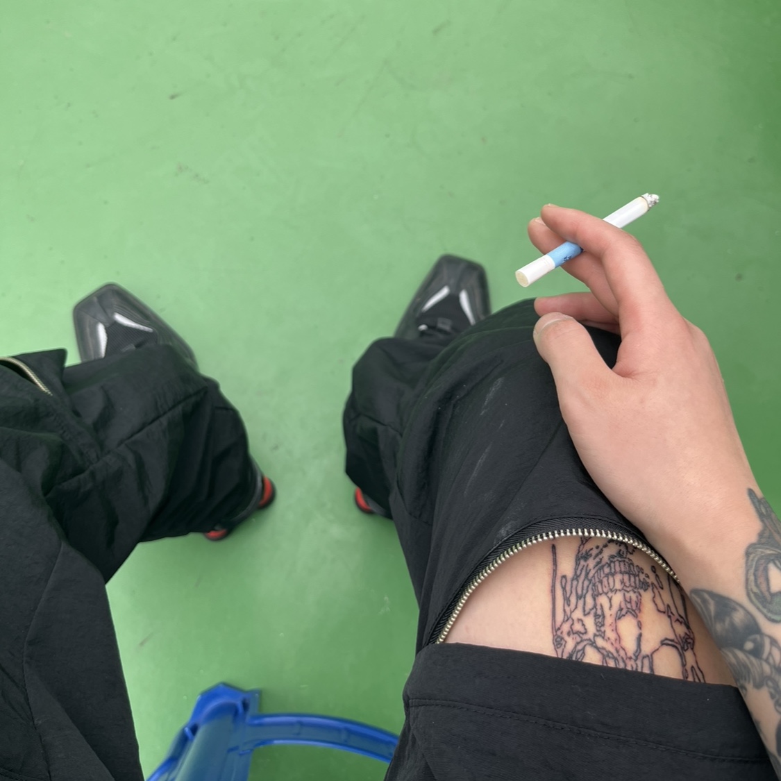 Nike x Martine Rose Shox MR4 Black 착용 스타일