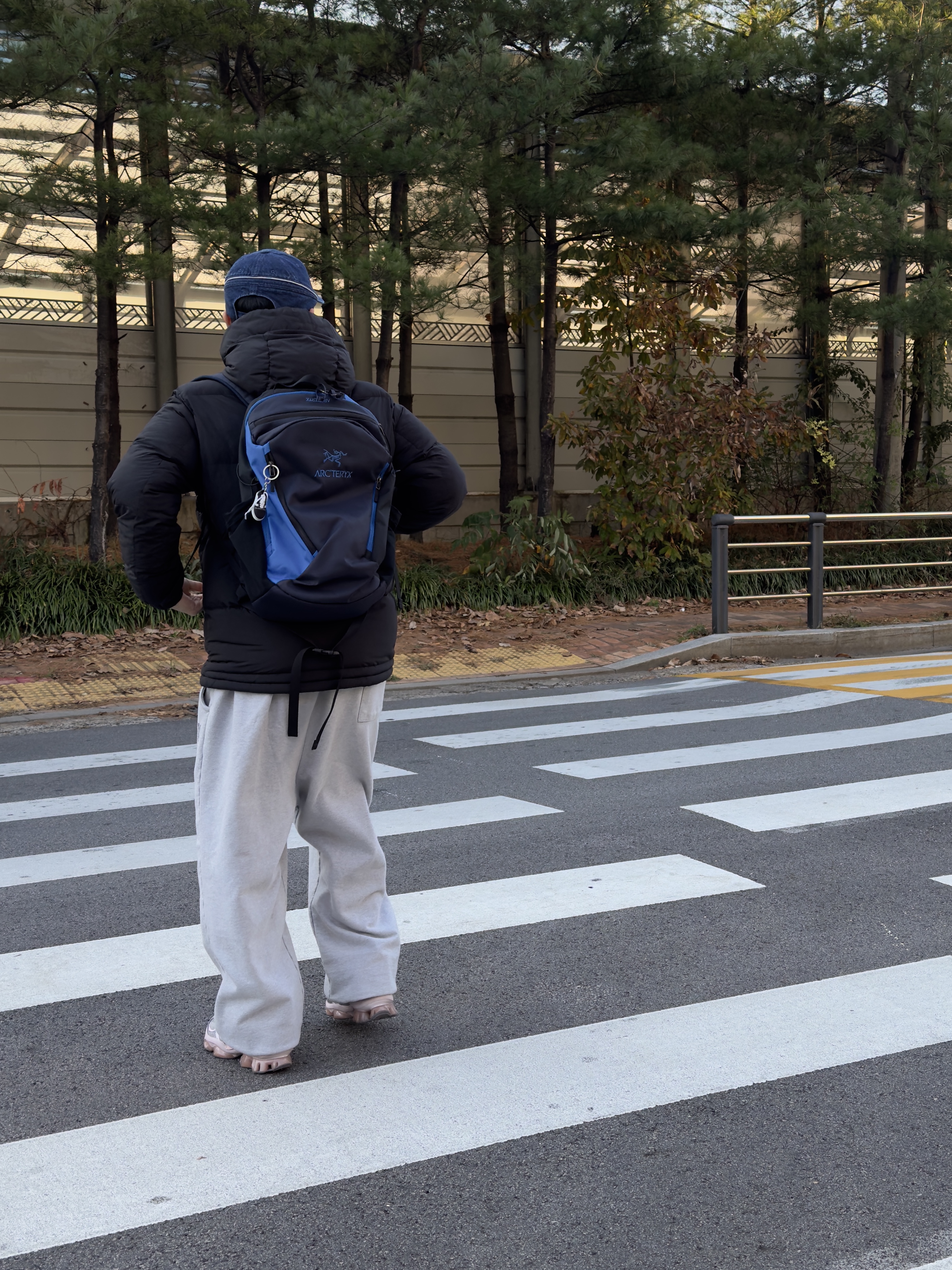 Palace Fader Denim 6-Panel Stone Wash - 23FW, (W) Asics x Kiko Kostadinov x Hysteric Glamour Gel-Quantum Cotton Candy 착용 스타일 - 2