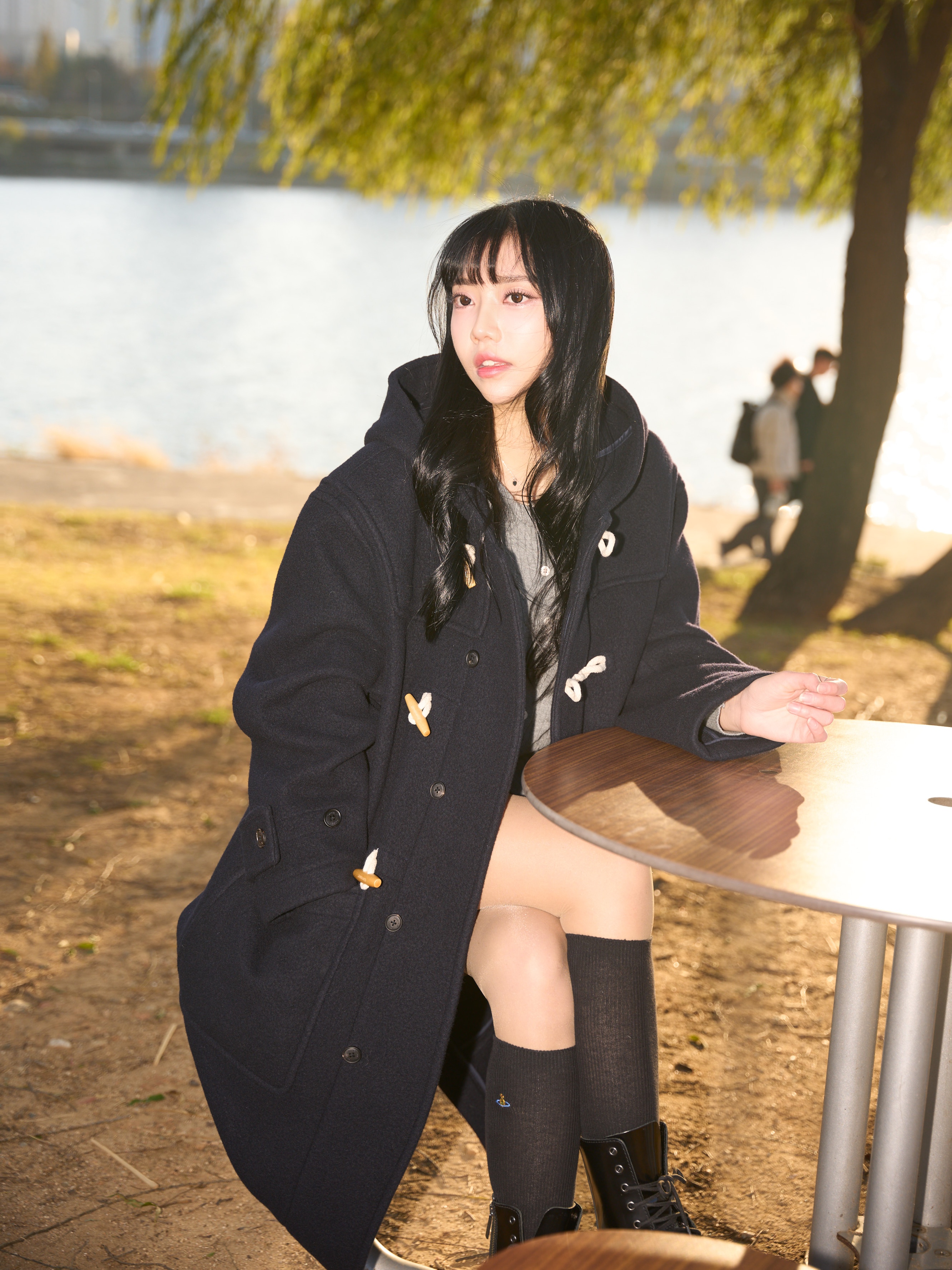 Dr. Martens Jadon Boots Black, (W) Vivienne Westwood ORB School Ribbed Crew Socks Navy 착용 스타일 - 2