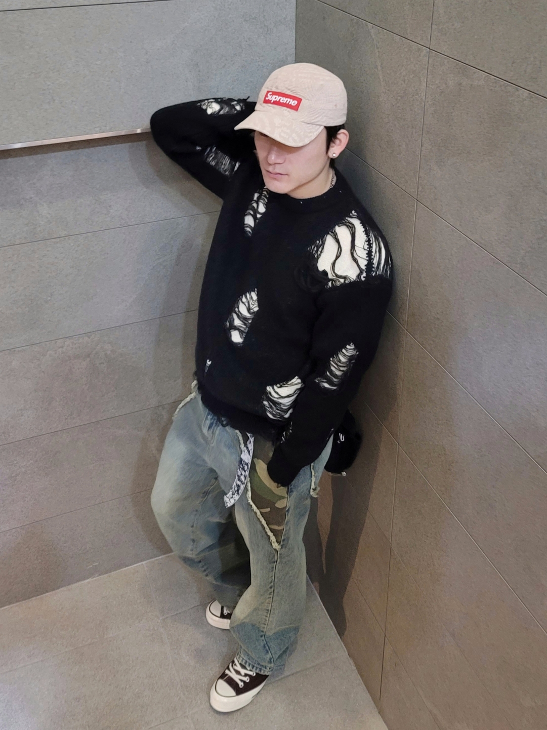 Supreme Circles Jacquard Denim Camp Cap Brown - 21FW, Converse x Notre Chuck 70 High Deep Mahogany 착용 스타일 - 1