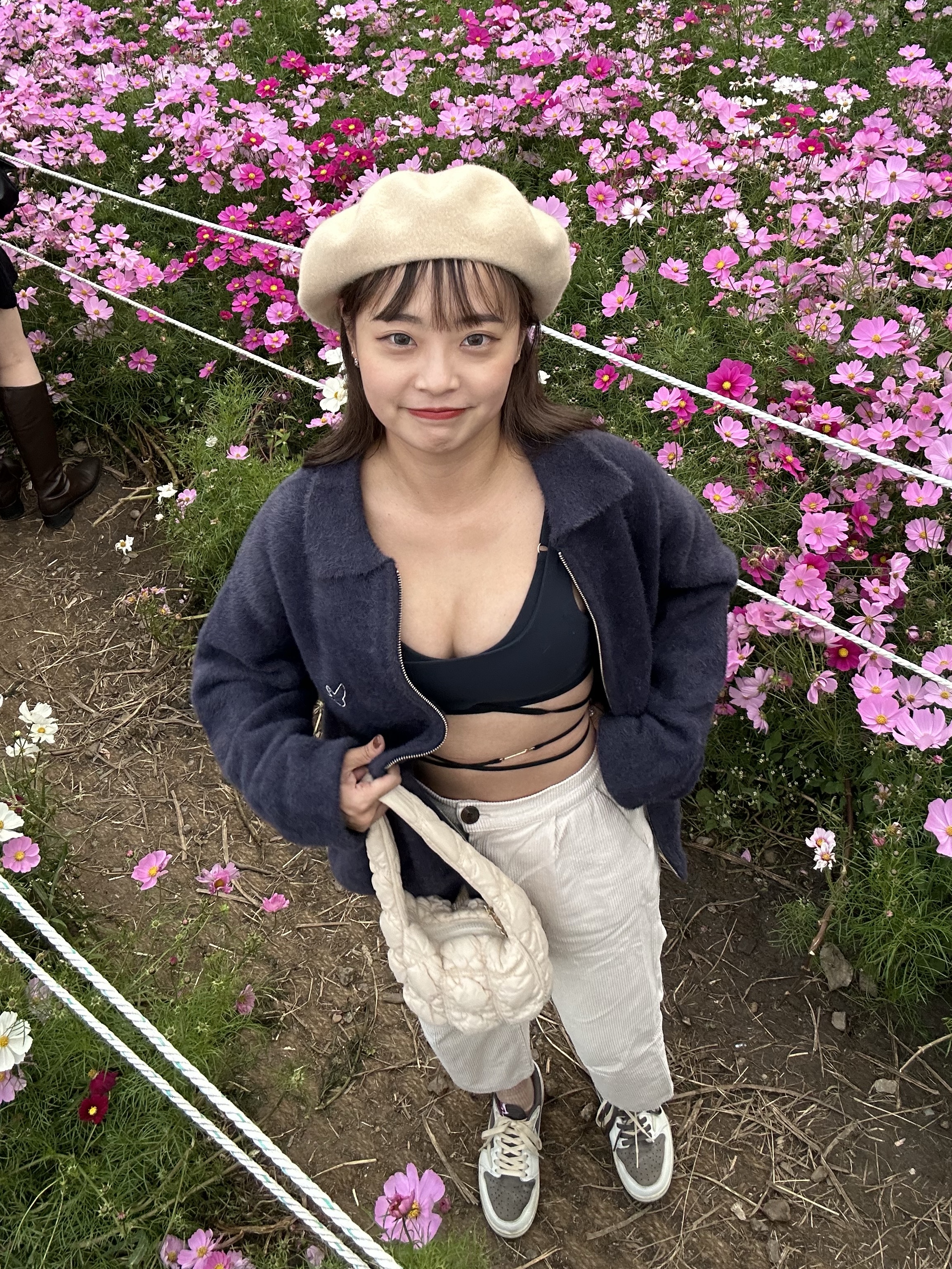 (W) Nike x Jacquemus NRG Light Support Sports Bra Dark Obsidian - Asia, Jordan 1 x Travis Scott Retro Low OG SP Sail and Ridgerock 착용 스타일 - 1