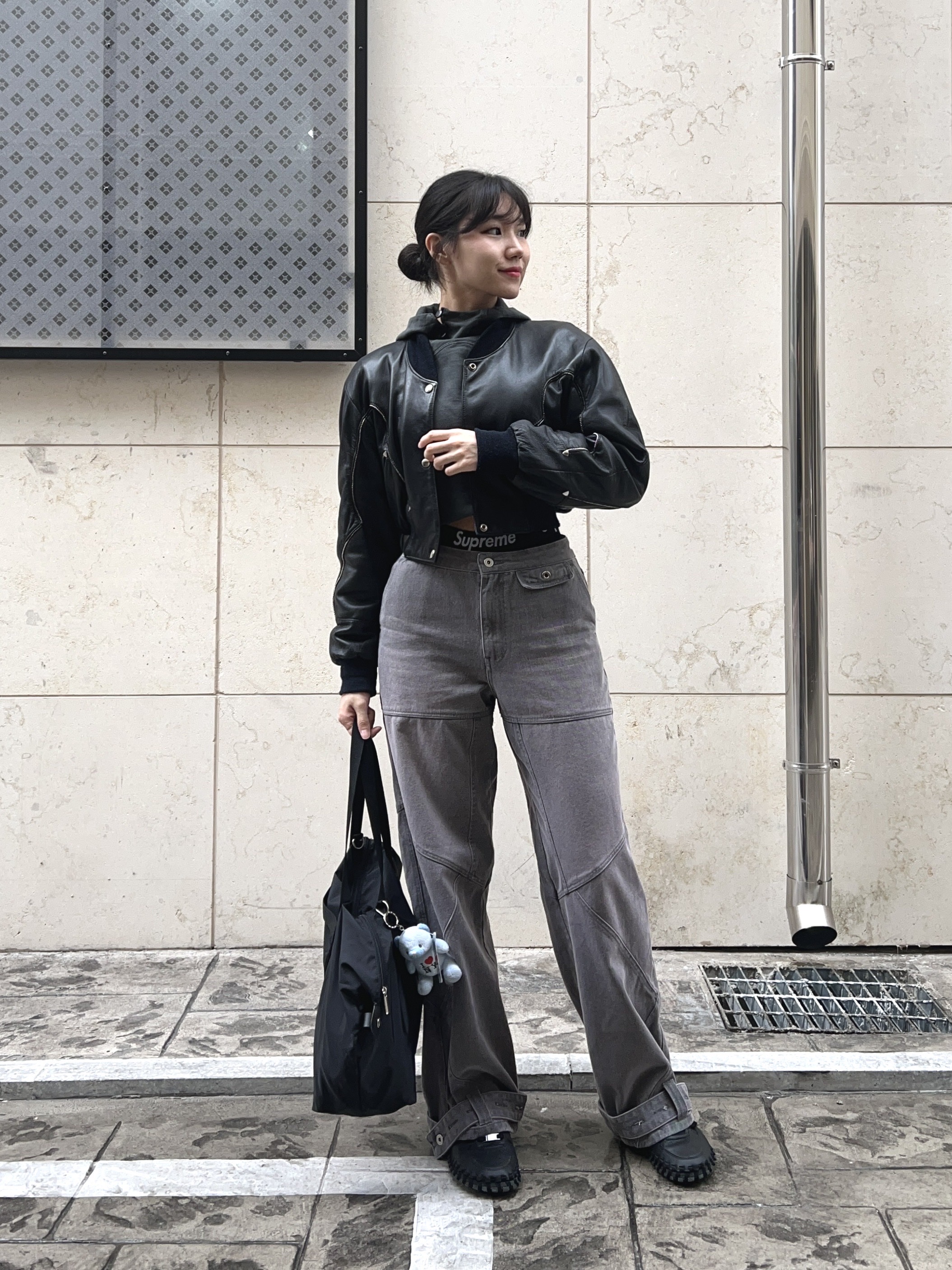 Nike x Jacquemus J Force 1 Low LX SP Black, (W) Glowny Bones Denim Pants Lavender Gray 착용 스타일 - 1