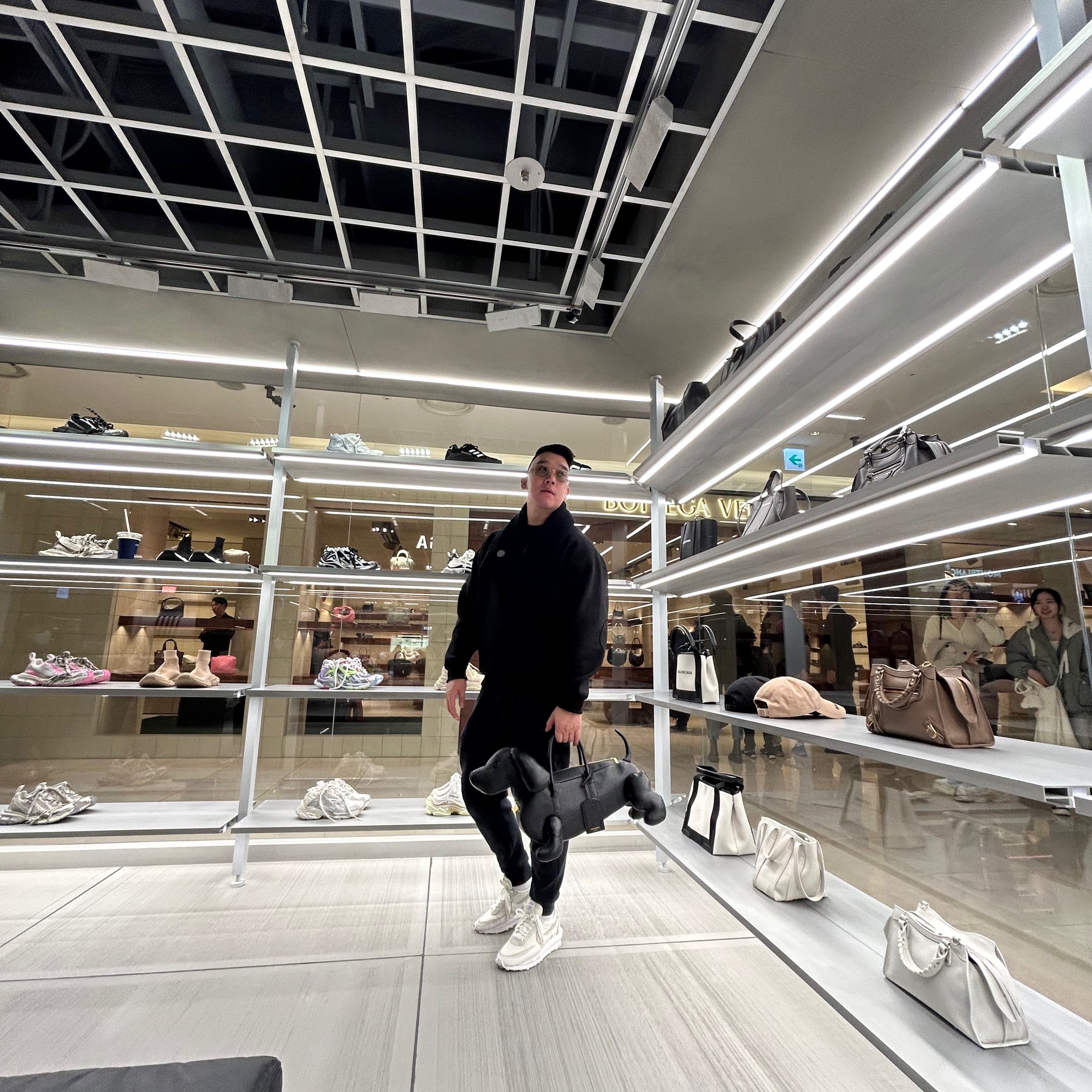 Nike x Sacai x Fragment LDWaffle Light Smoke Grey, Nike x Sacai VaporWaffle White and Gum 착용 스타일 - 3