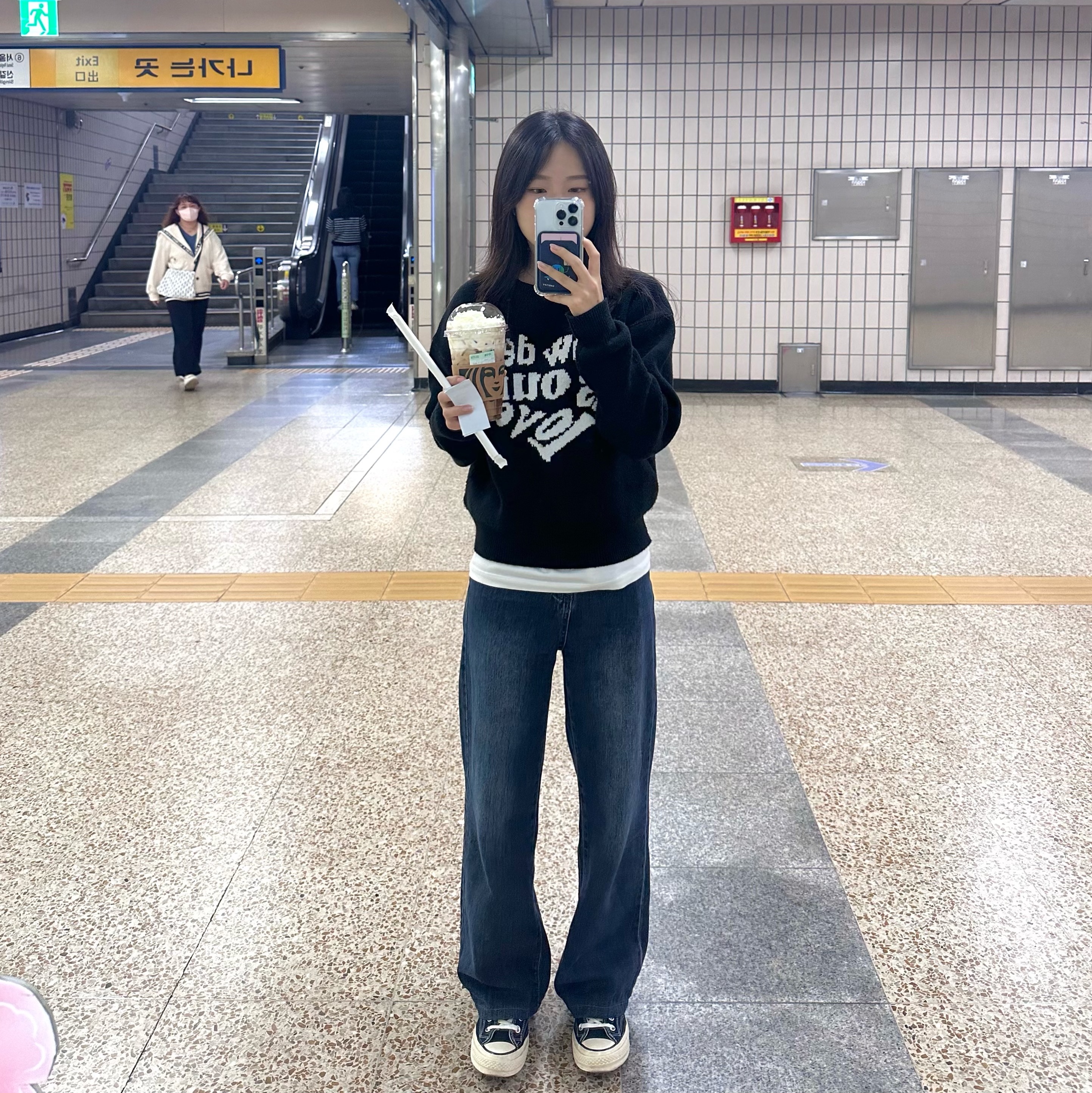 Converse Chuck 70 Ox Black - Standard 착용 스타일