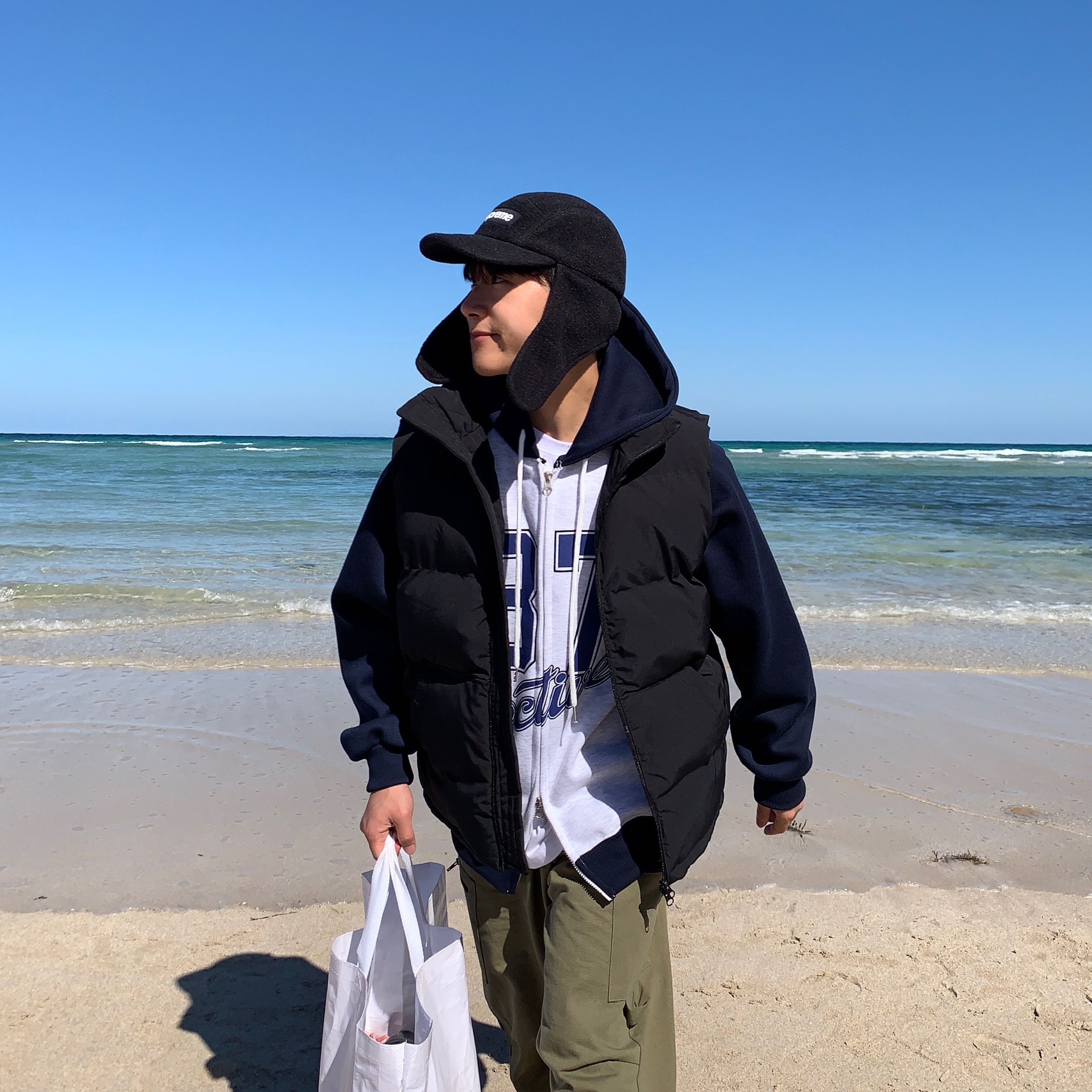 Supreme Polartec Earflap Camp Cap Black - 21FW, Maison Mihara Yasuhiro Blakey OG Sole Canvas Low-top Sneakers Black White 착용 스타일 - 1
