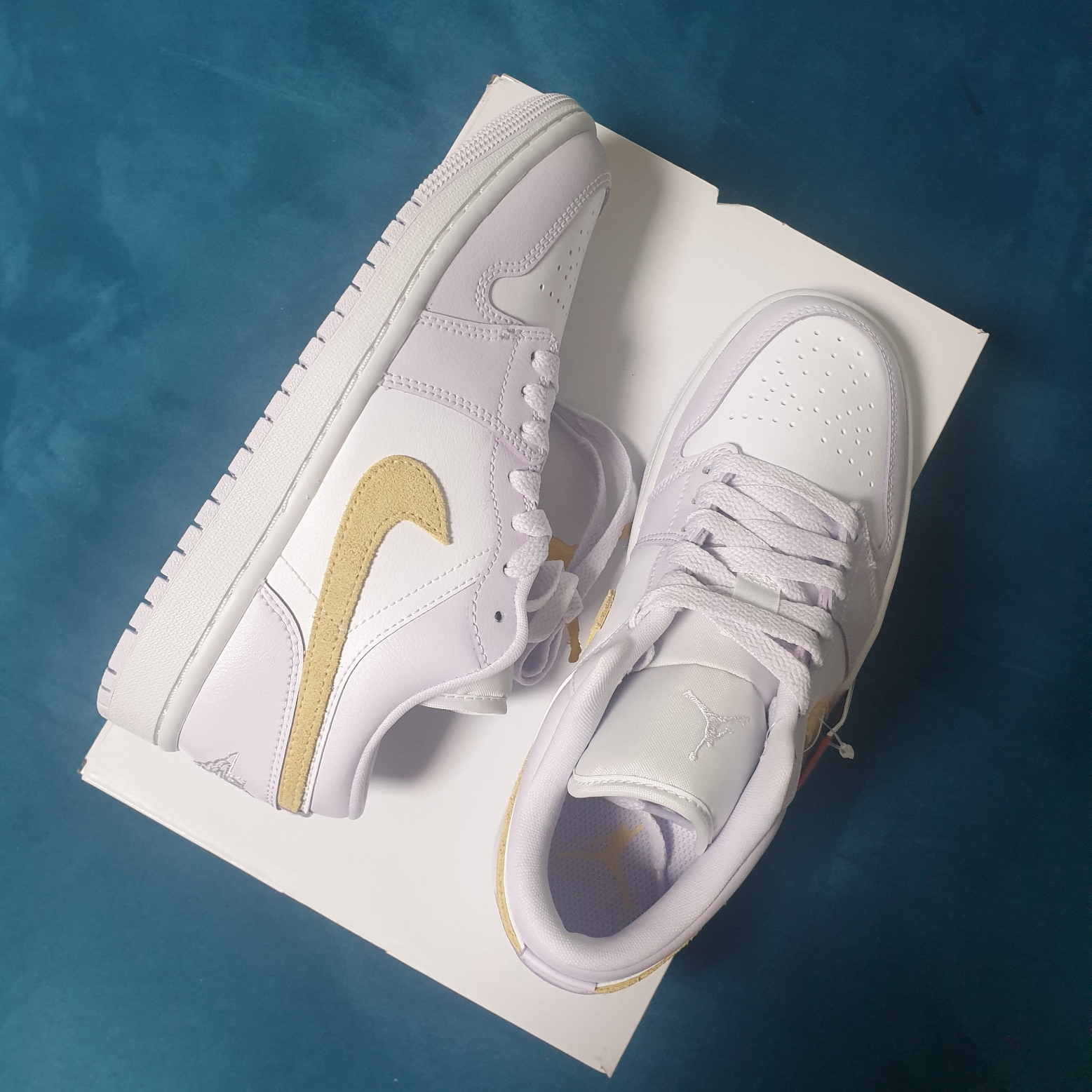 (W) Jordan 1 Low Barely Grape Lemon Wash 착용 스타일