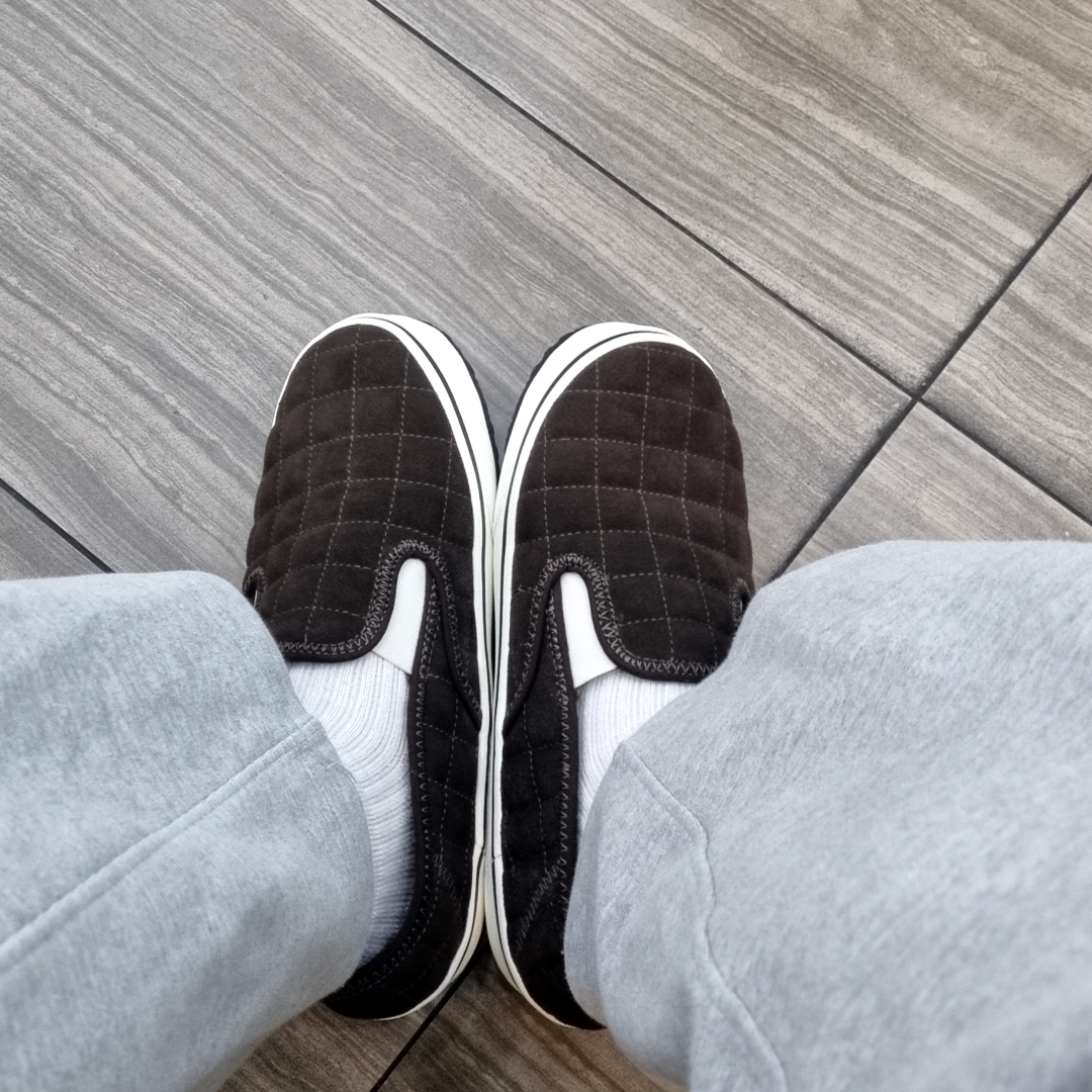 Vans Slip-er 2 Sherpa Demitasse 착용 스타일
