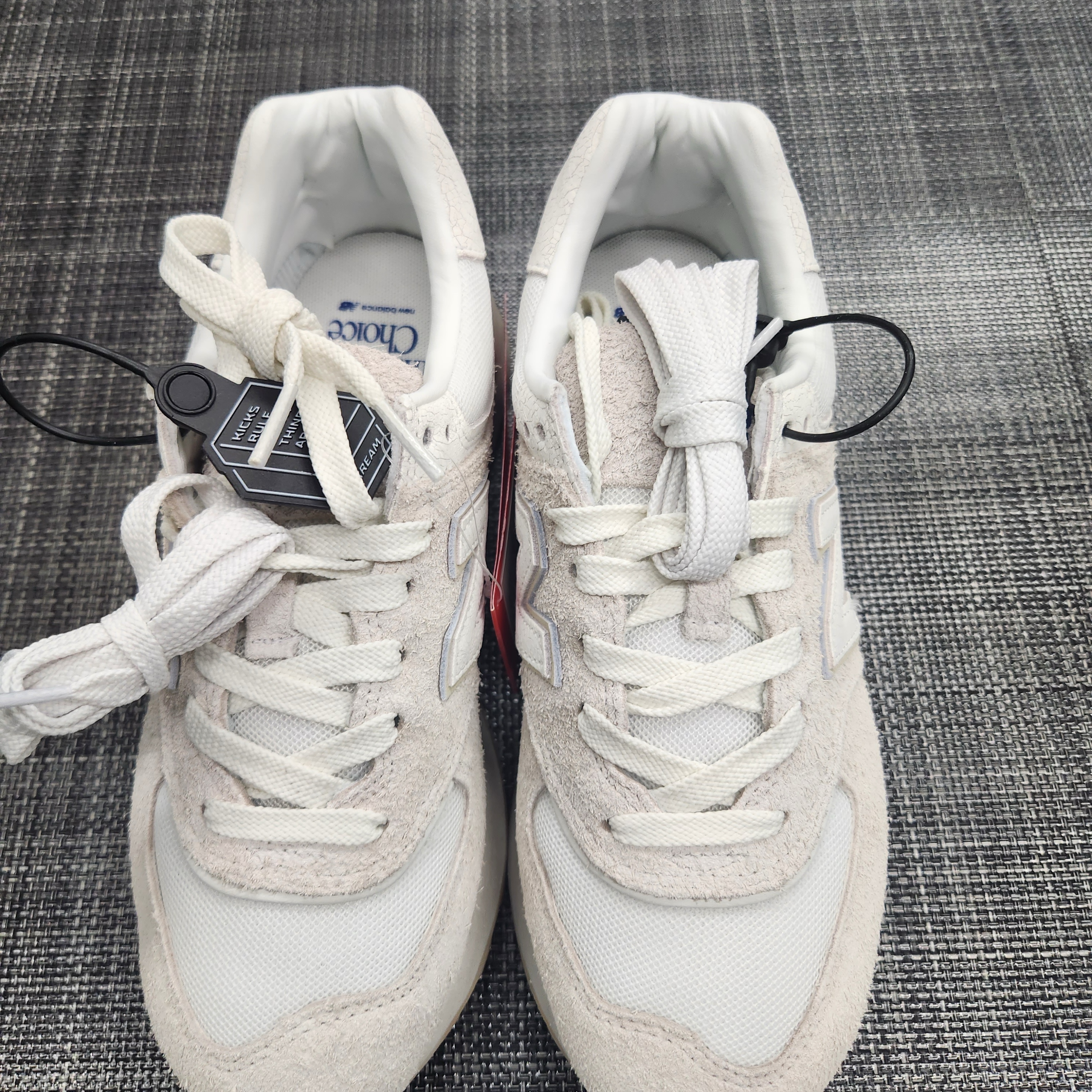 New Balance x Recto 574 Ash Cream Legacy 착용 스타일 - 2