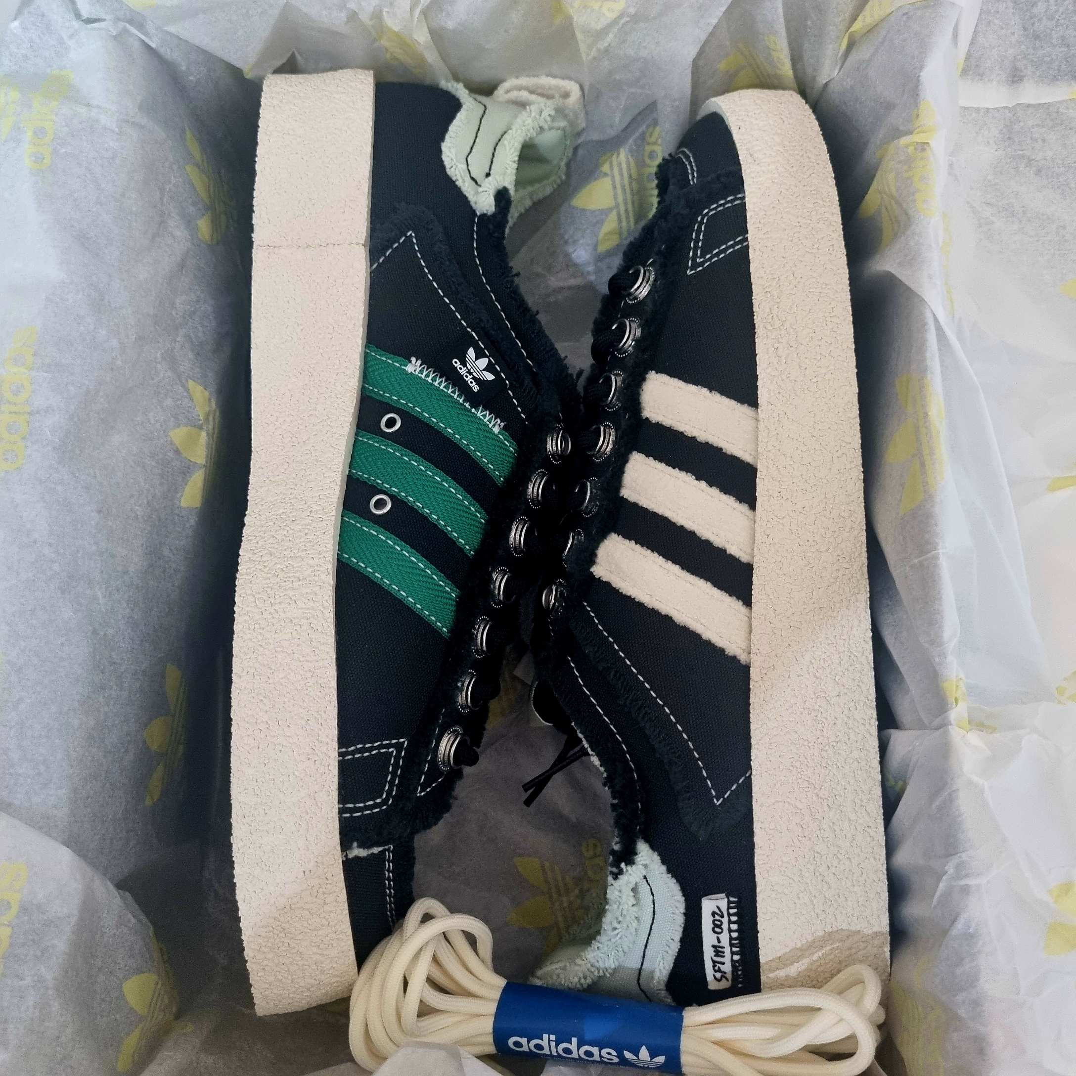 Adidas x Song for the Mute Campus 80s Core Black Cream White 착용 스타일