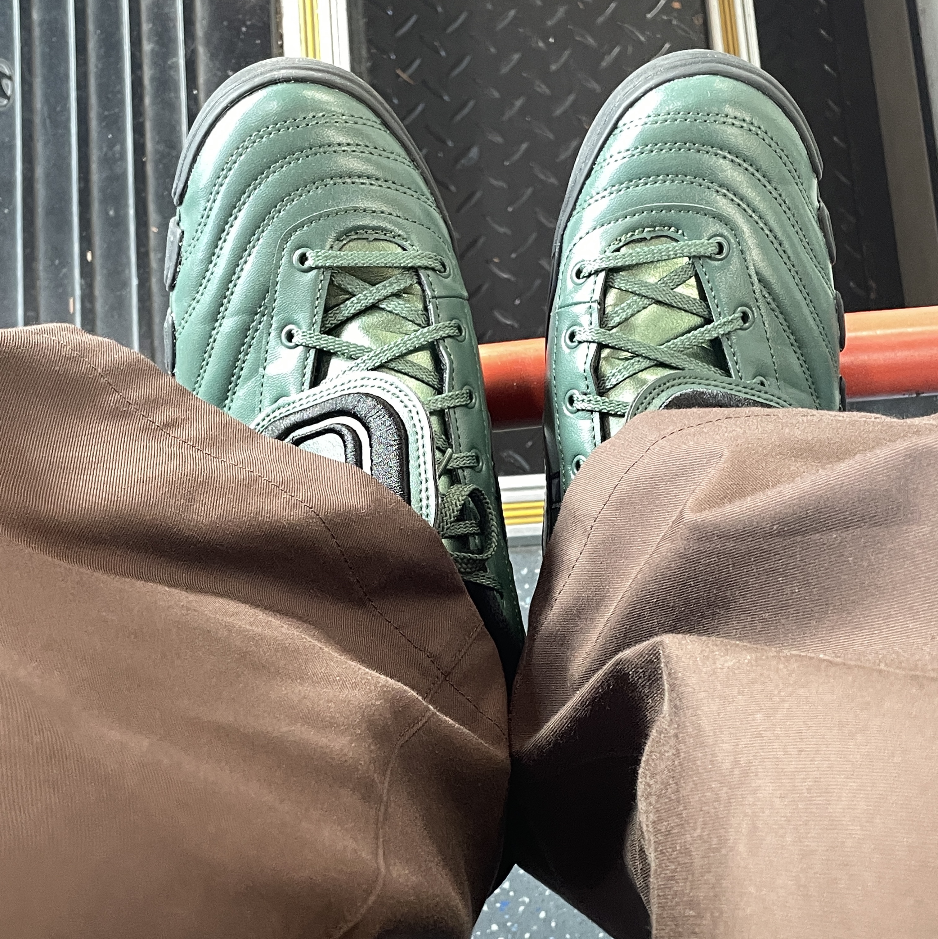 Asics x Otto 958 Gel-Flexkee 958 Hunter Green Black 착용 스타일