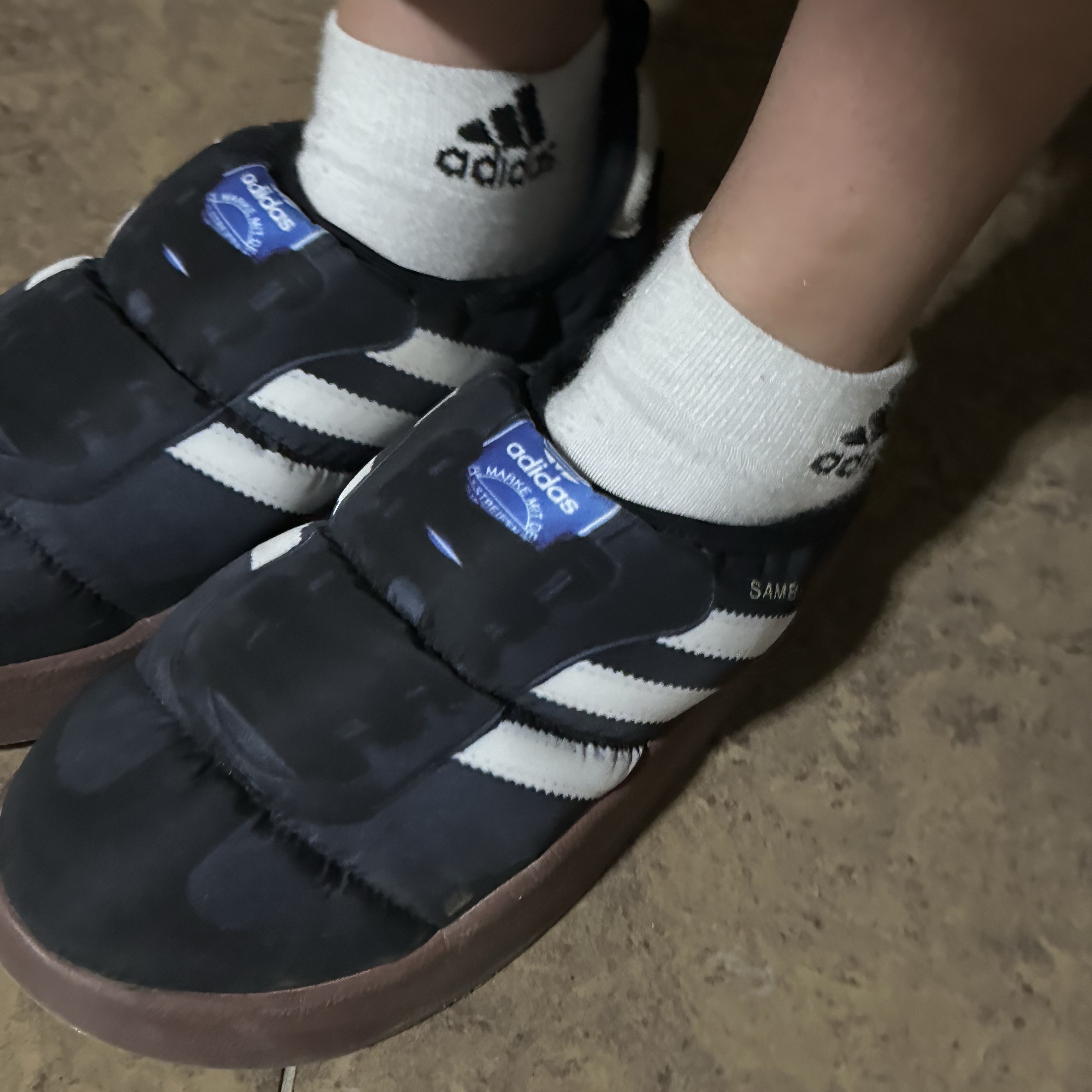 Adidas Puffylette Samba Core Black 착용 스타일 - 3